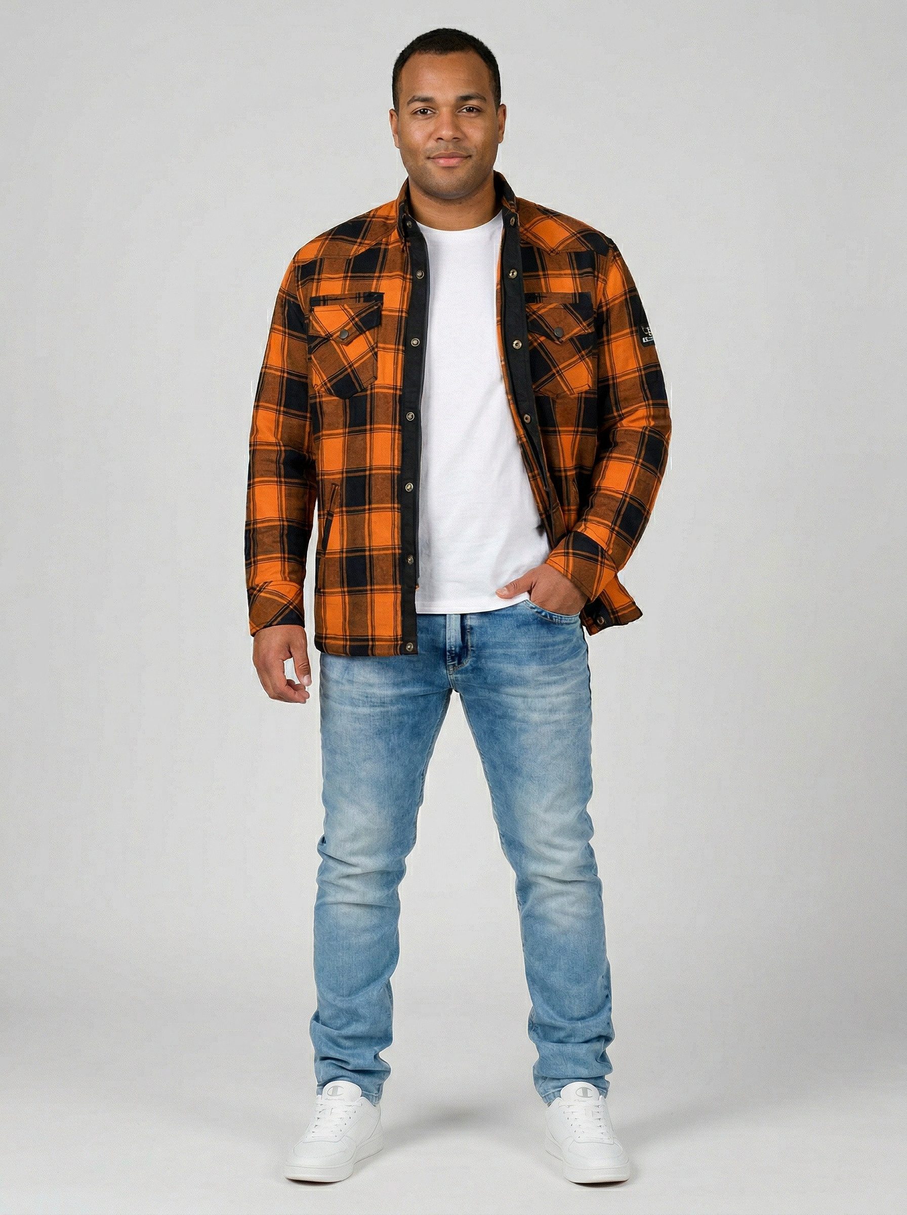 Zum Outfit 12