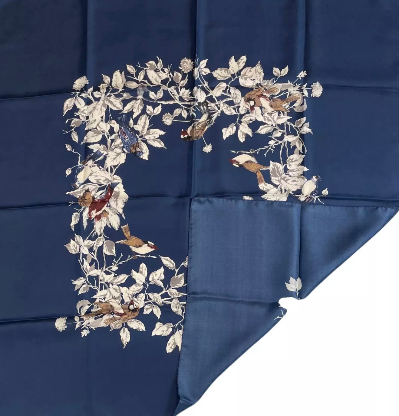 DOLCE & GABBANA Seidentuch Seidenschal Foulard 90 x 90, Filigranes Motiv mit floralen Elementen & Vögeln
