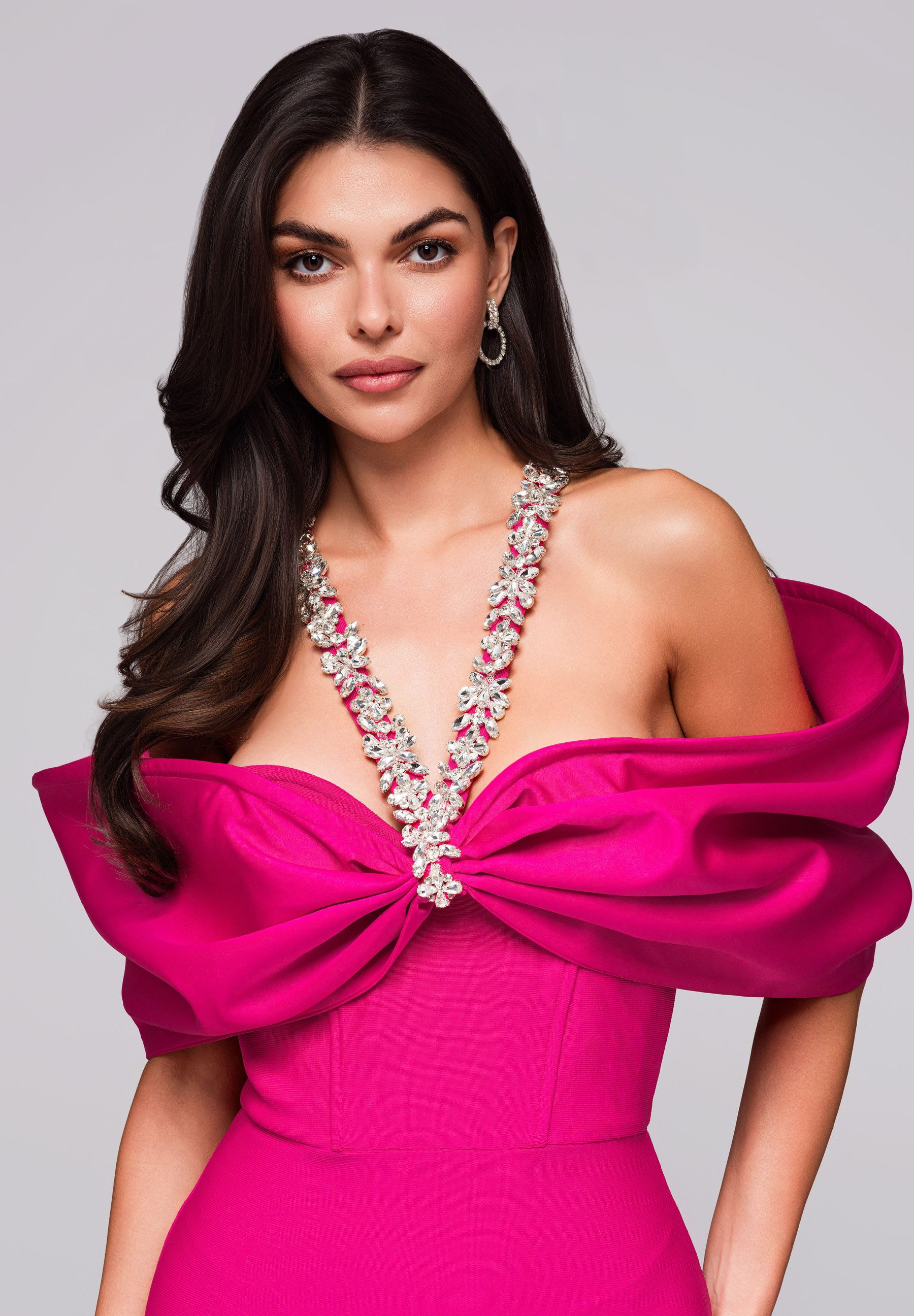 OMBRE Abendkleid Elegantes Abendkleid mit Satinschleife günstig online kaufen