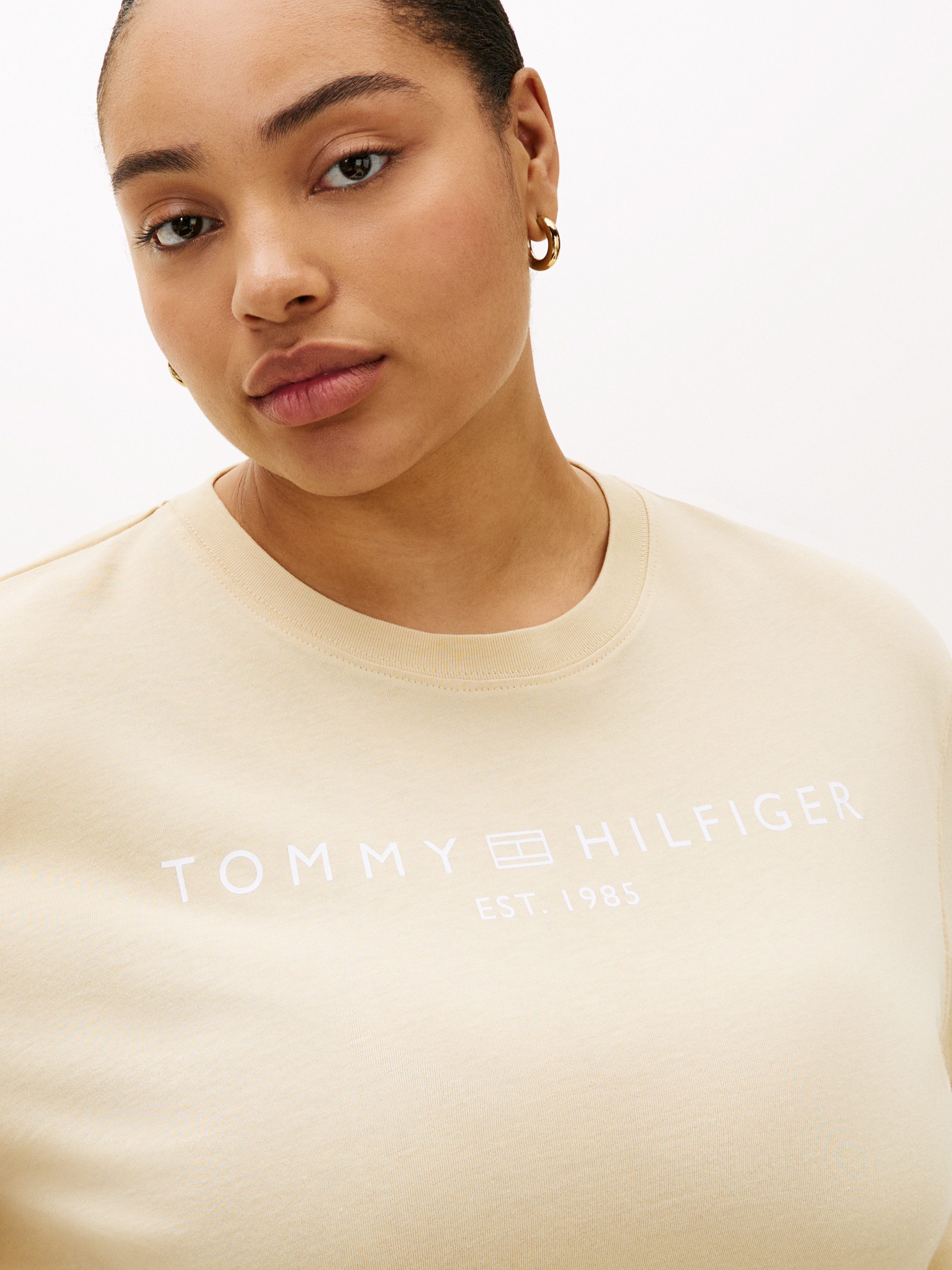 Tommy Hilfiger Curve T-Shirt CRV CORP LOGO TRAPEZE C-NK TEE in großen Größe günstig online kaufen