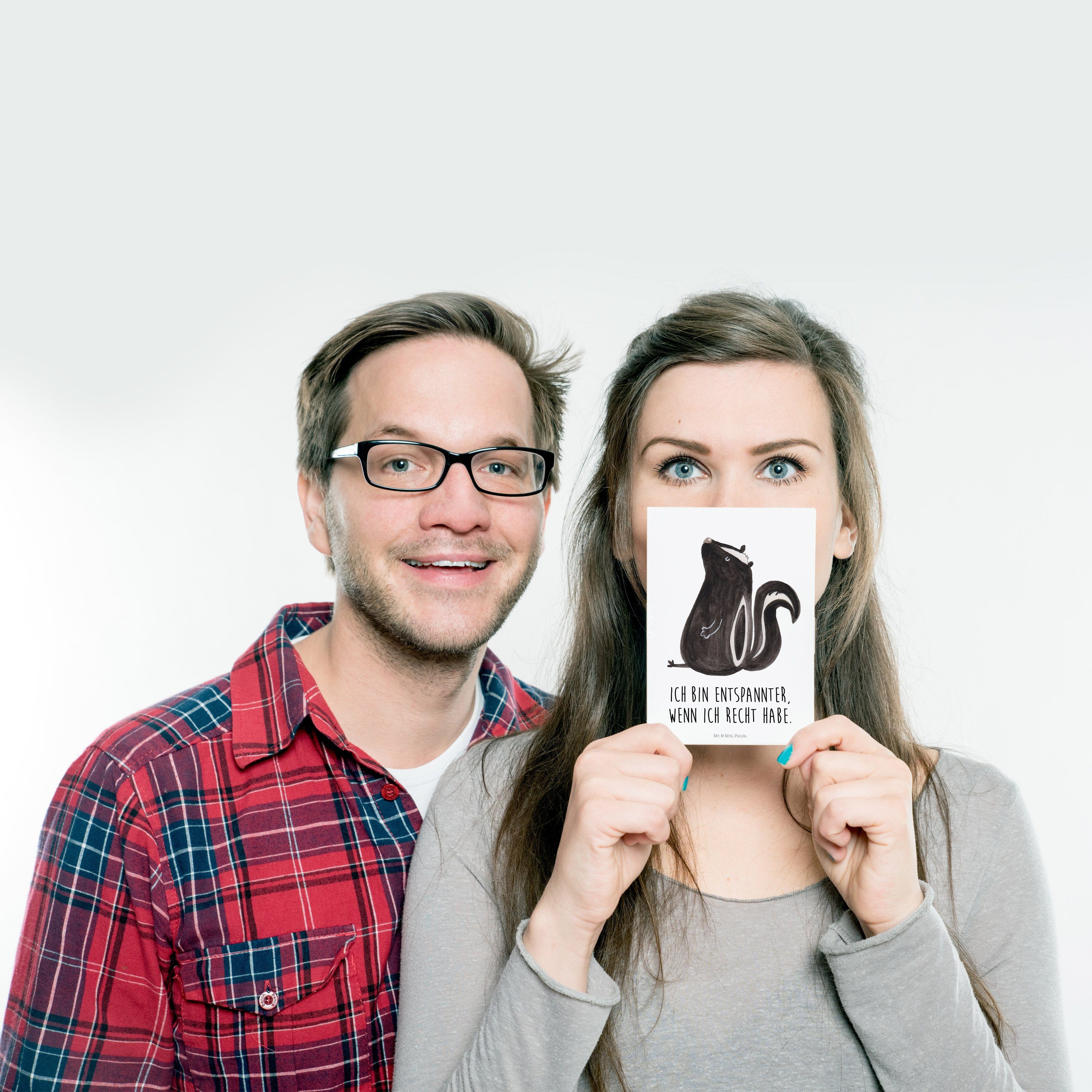 Grußk Panda Mrs. - Mr. - Geschenk, Dankeskarte, & Weiß Besserwisser, sitzend Postkarte Stinktier