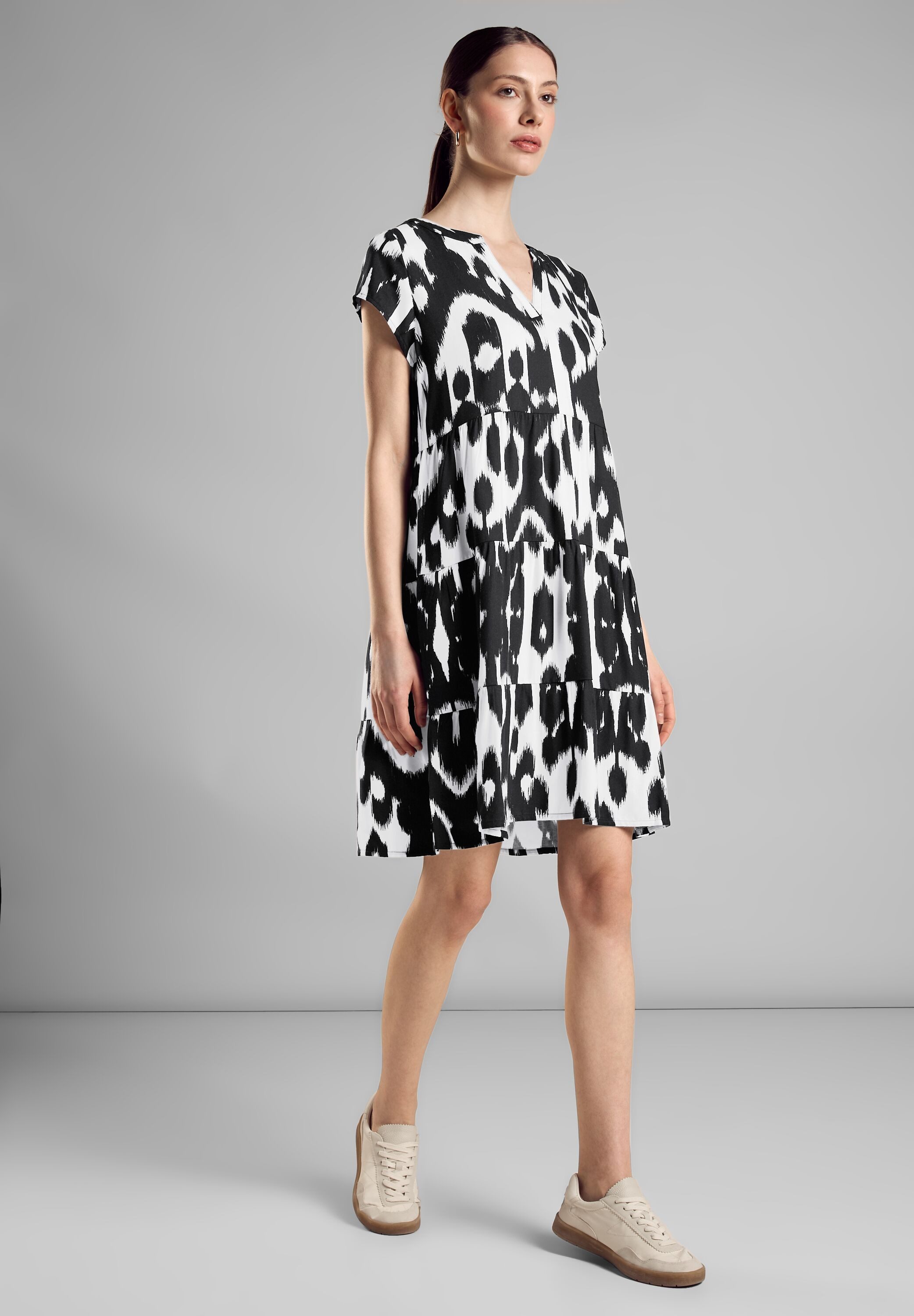 STREET ONE Sommerkleid aus Viskose