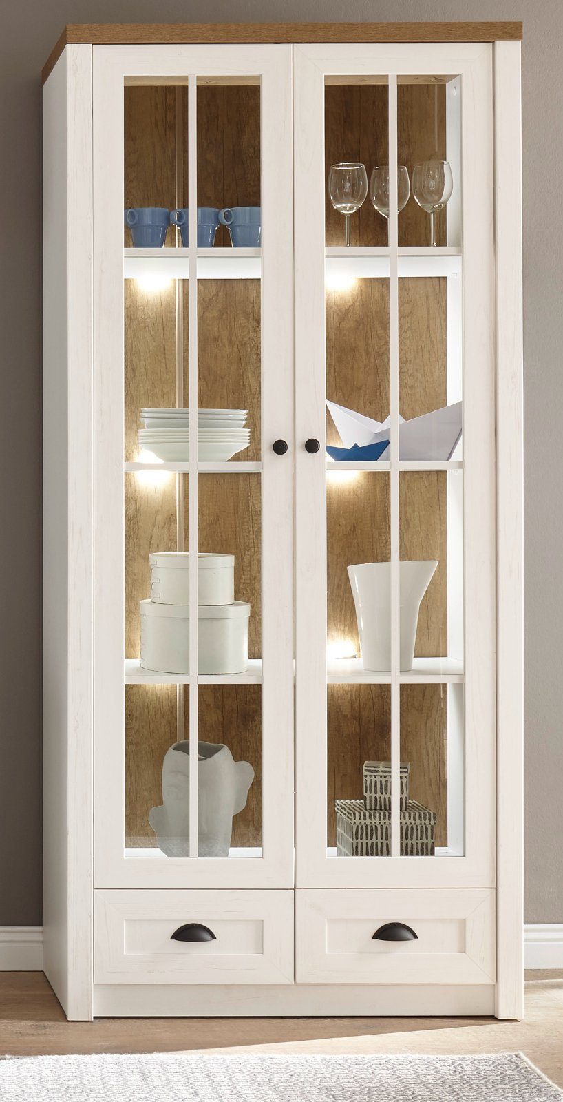 Furn.Design Standvitrine Seyne (Vitrinenschrank in Pinie weiß und Eiche, 90 x 198 cm) moderner Landhausstil