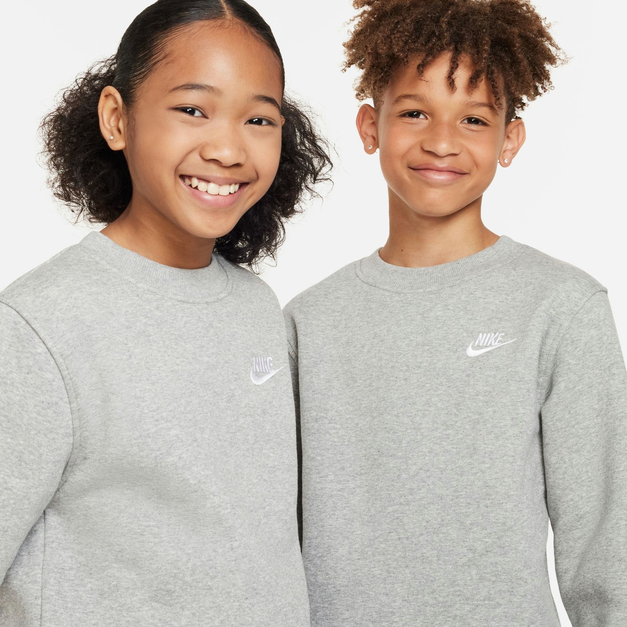 Sweatshirt CLUB KIDS' FLEECE Sportswear SWEATSHIRT Nike HEATHER/WHITE BIG GREY DK