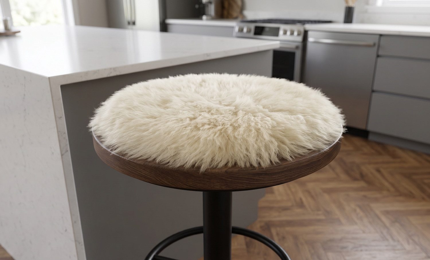 KUHFELL online & NOMAD Stuhlkissen Lammfell Sitzauflage Stuhlkissen Natur 35cm rund Echtes Schaffell