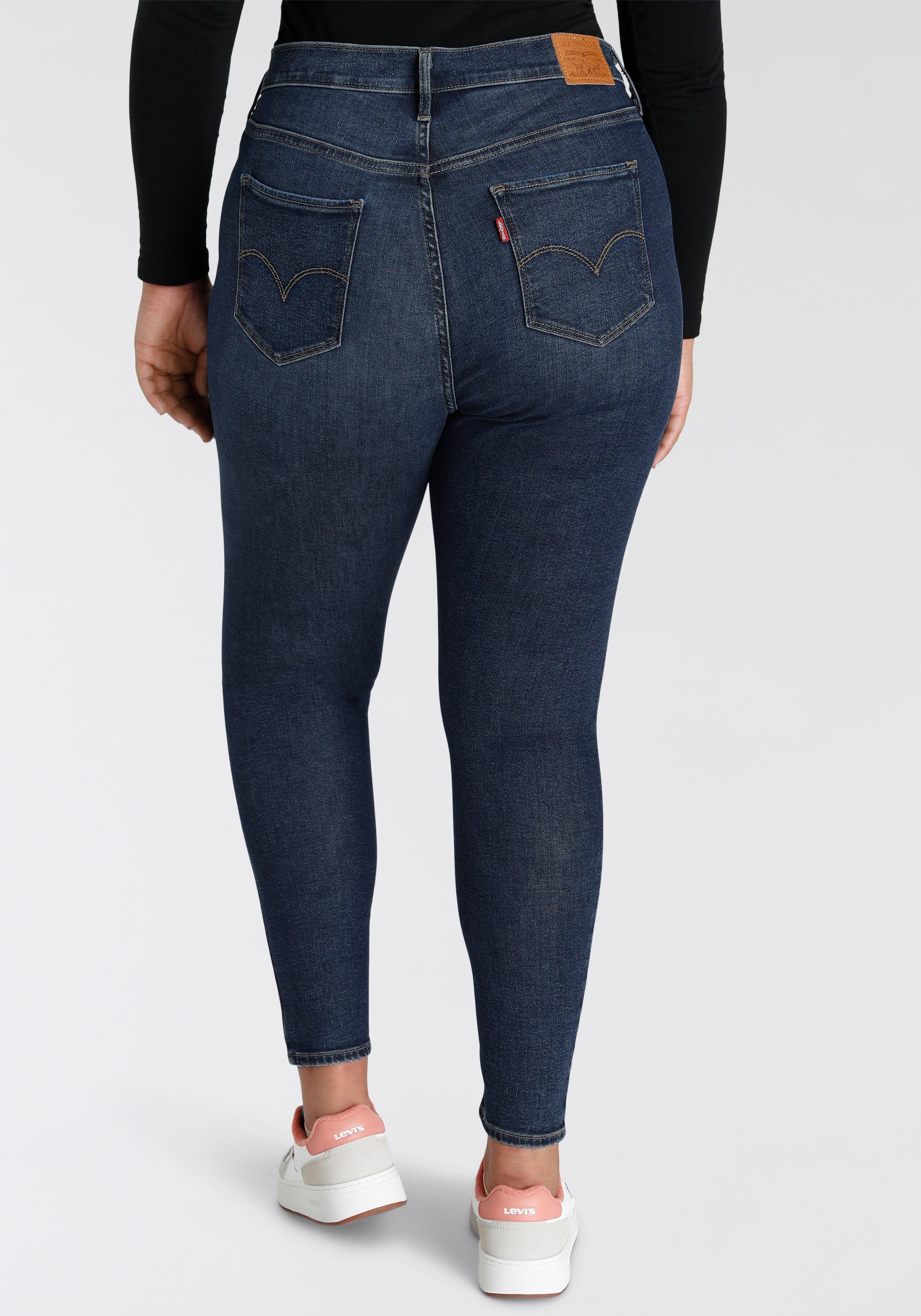 Levi's® Plus Skinny-fit-Jeans Leibhöhe mit High-Rise 720 hoher indigo dark