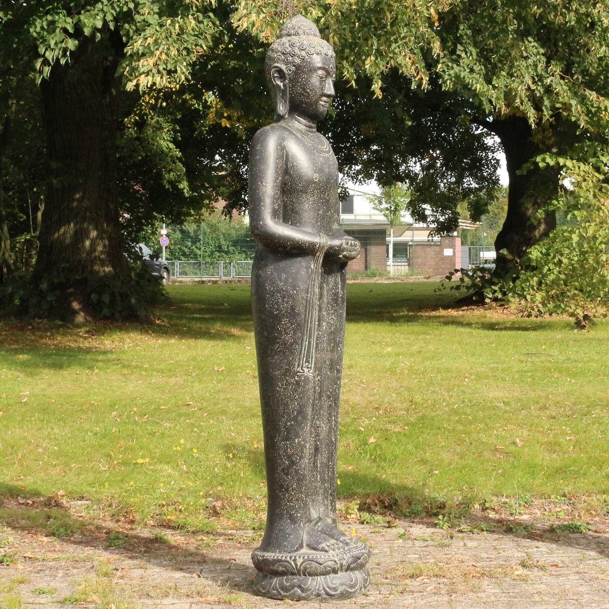 Steinfigur St), Herstellung Buddha 190 XXL Meditation Dekofigur in im traditionelle (1 Ursprungsland Lebensgroße Handarbeit cm Garten Oriental Galerie