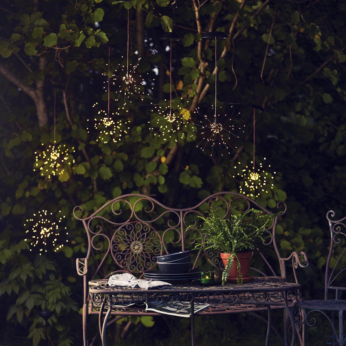 MARELIDA LED Solarleuchte LED Solar Gartendeko FEUERWERK 90 warmweiße LED 26cm Sensor hängend, LED Classic, warmweiß (2100K bis 3000K)