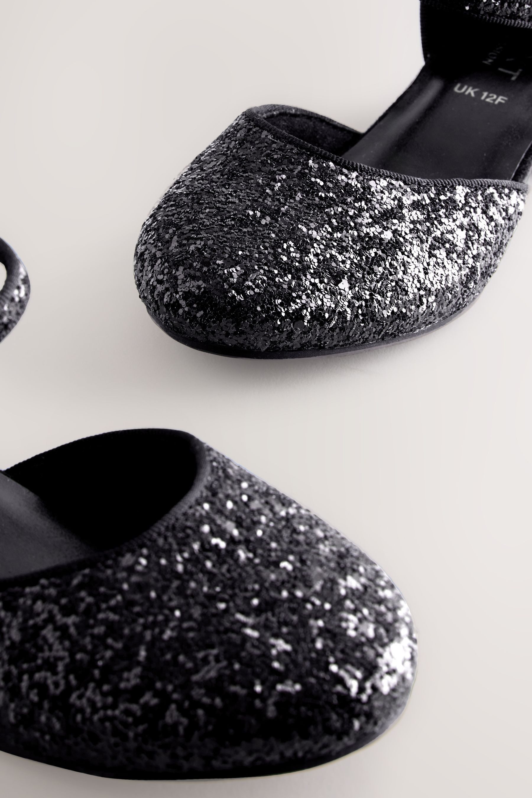 Next Festliche Schuhe mit niedrigem Absatz Sandalette (1-tlg)