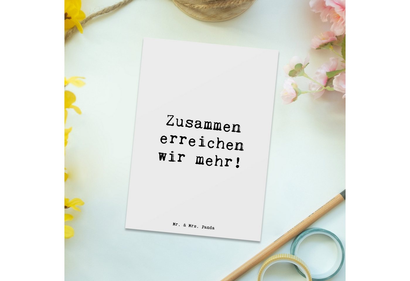 Thumbnail - Mr. & Mrs. Panda Postkarte Im Team zusammenarbeiten - Weiß - Geschenk, Gemeinsam, Postkarte, Fre, Hochglänzend veredelt