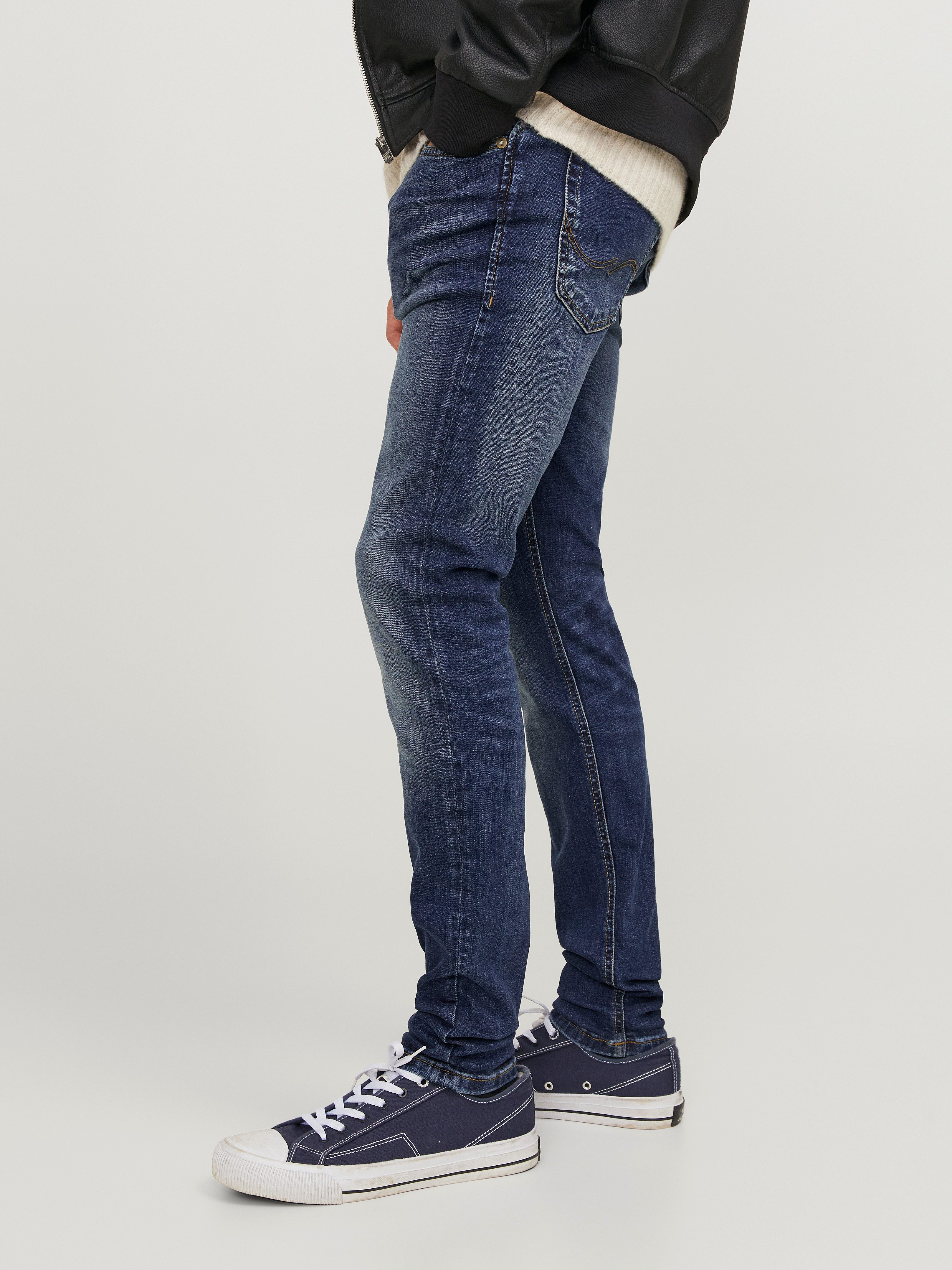 Jack & Jones Skinny-fit-Jeans JJILIAM Skinny Jeans mit Used-Waschung für schlanke Silhouette Abriebeffekte, modisch, skinny fit, Baumwollmischung