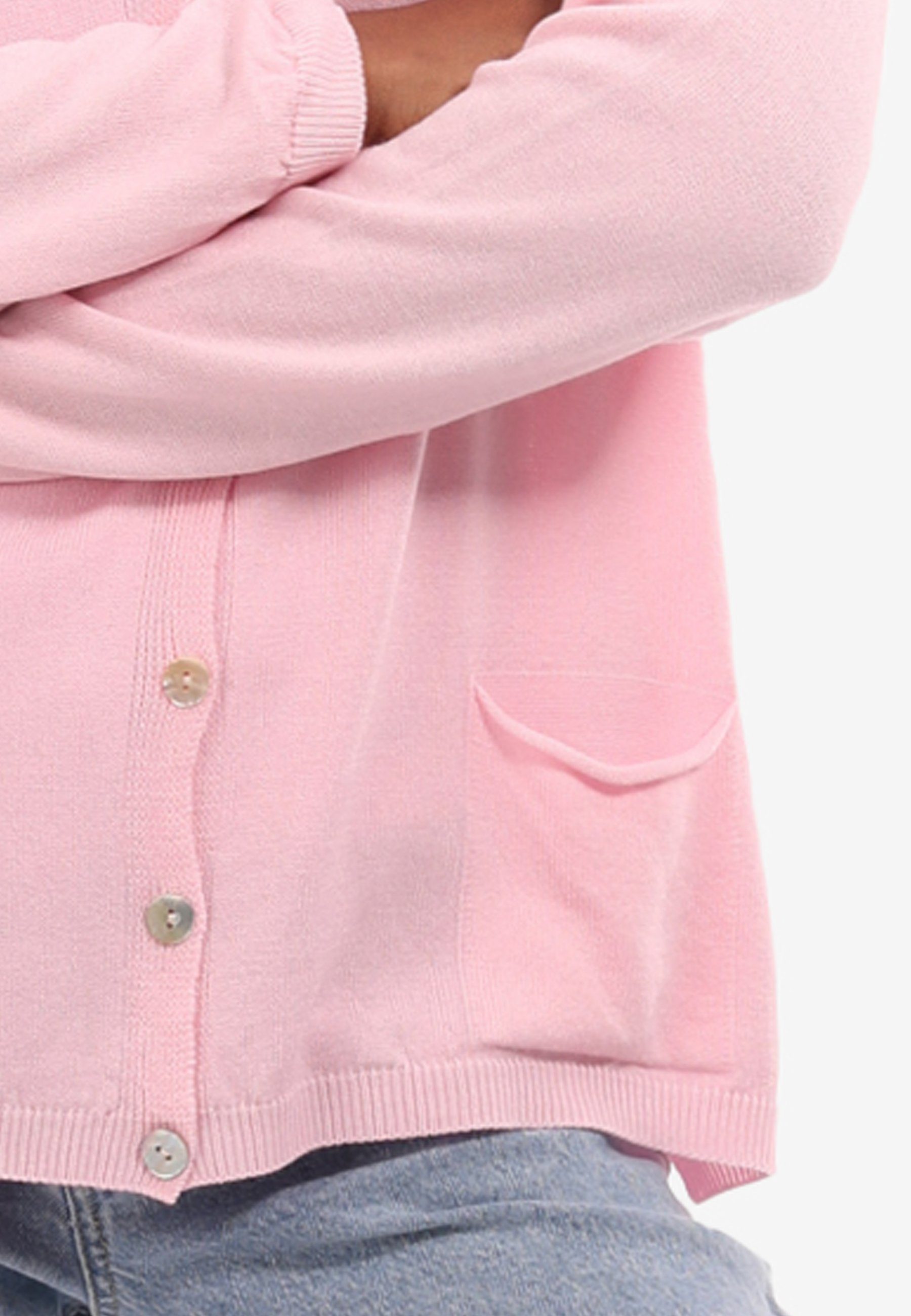 Cardigan locker & YC Knopfleiste in Fashion mit geschnitten, Unifarbe, Vorne Feinstrick (1-tlg) Cardigan - Style rosa geknöpft,