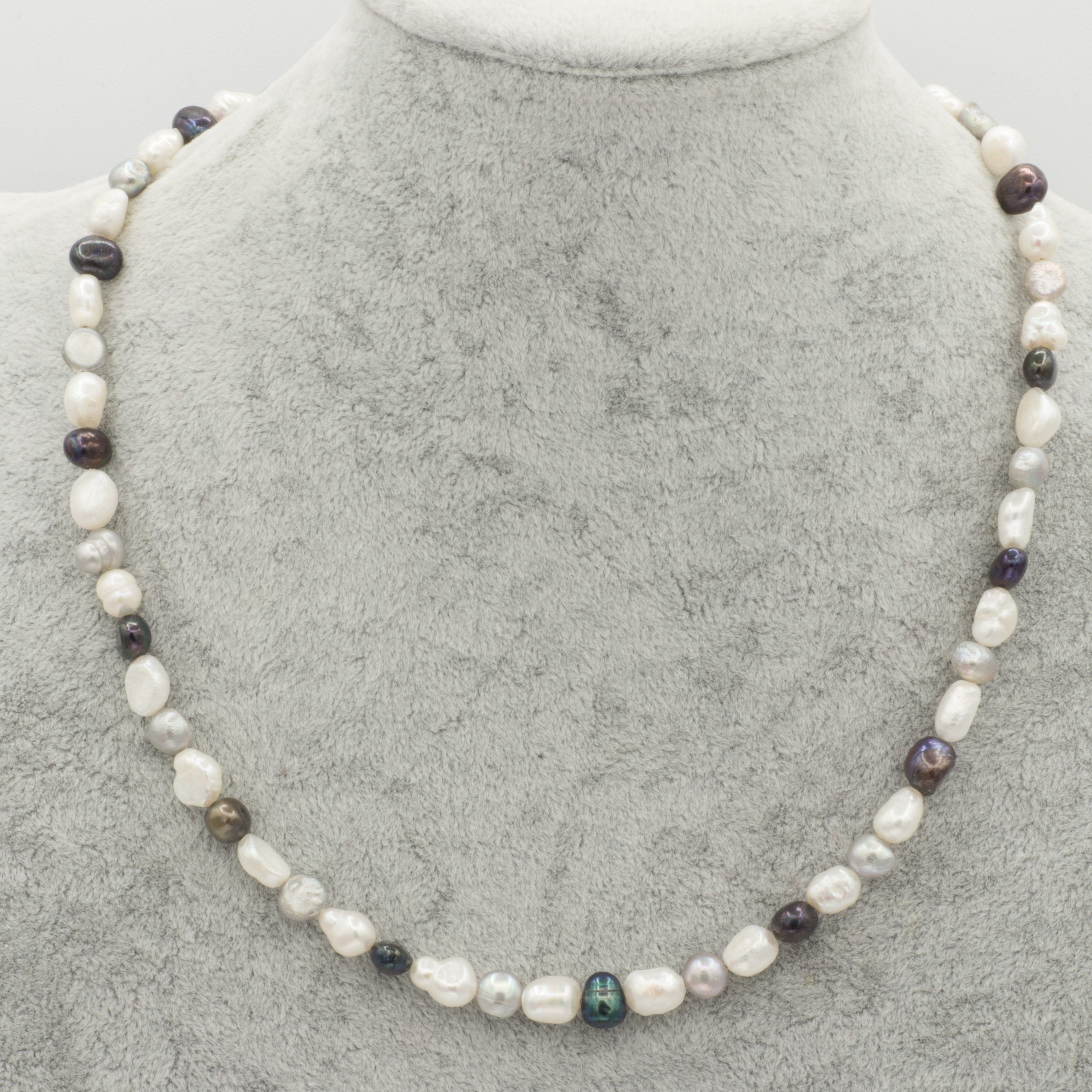 Bella Carina Perlenkette Kette mit echten Zuchtperlen Süßwasser, hell und g günstig online kaufen