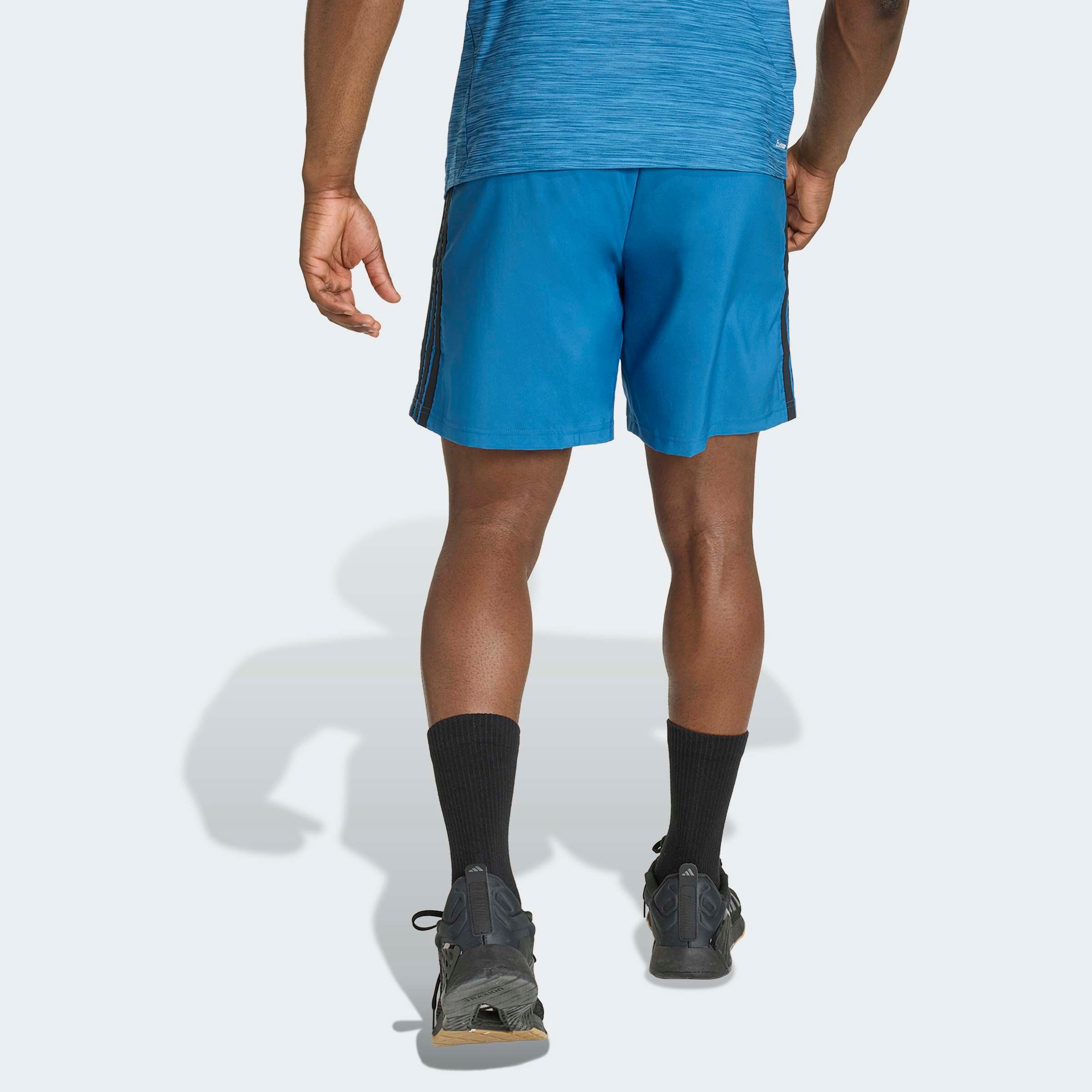 adidas Performance Shorts WORKOUT ESSENTIALS BASE 3-STREIFEN WOVEN für Fitness und Sportmode, normal-weite Passform