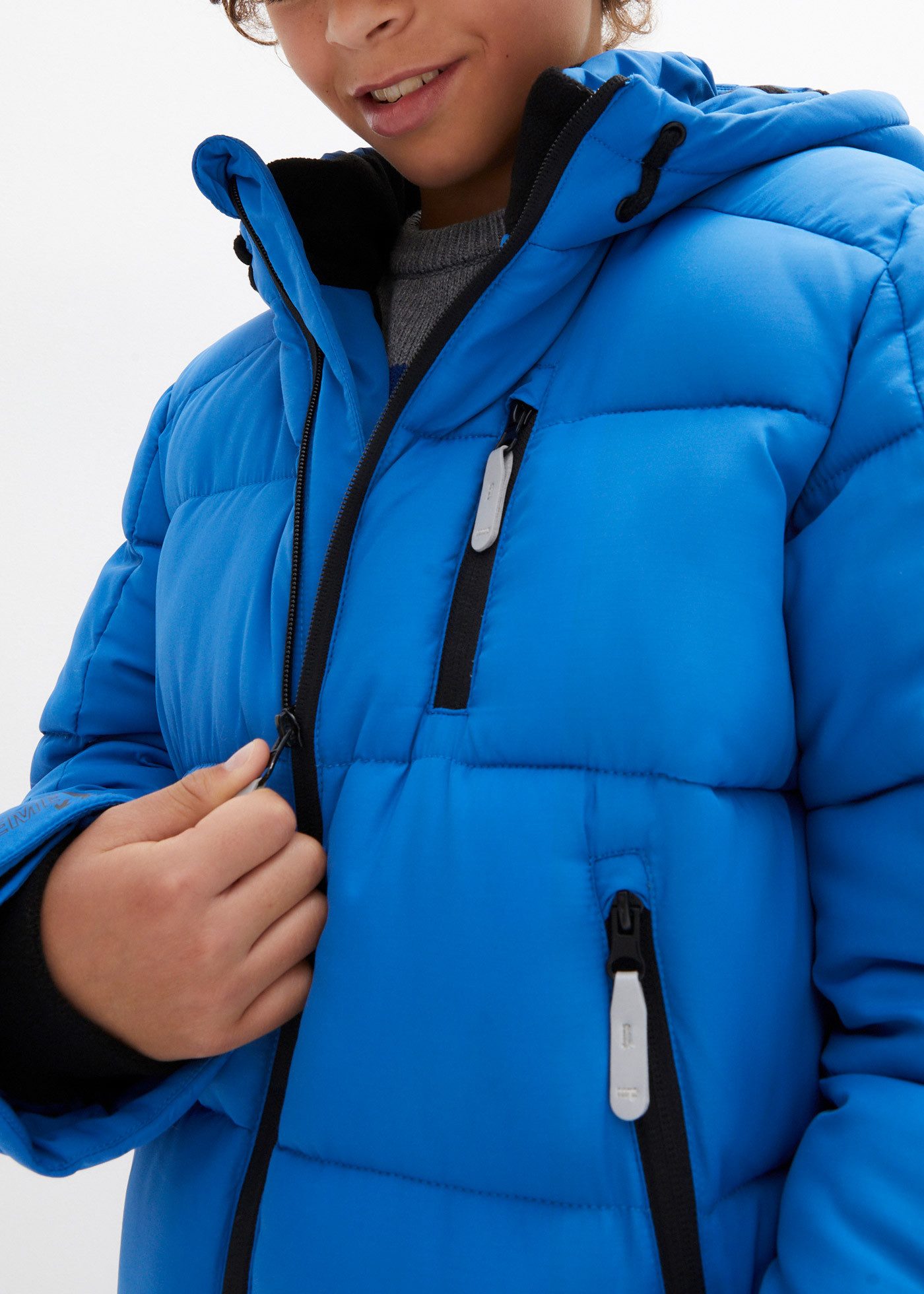 bonprix Steppjacke mit Kapuze und Fleece, normale Passform, mit reflektierenden Details