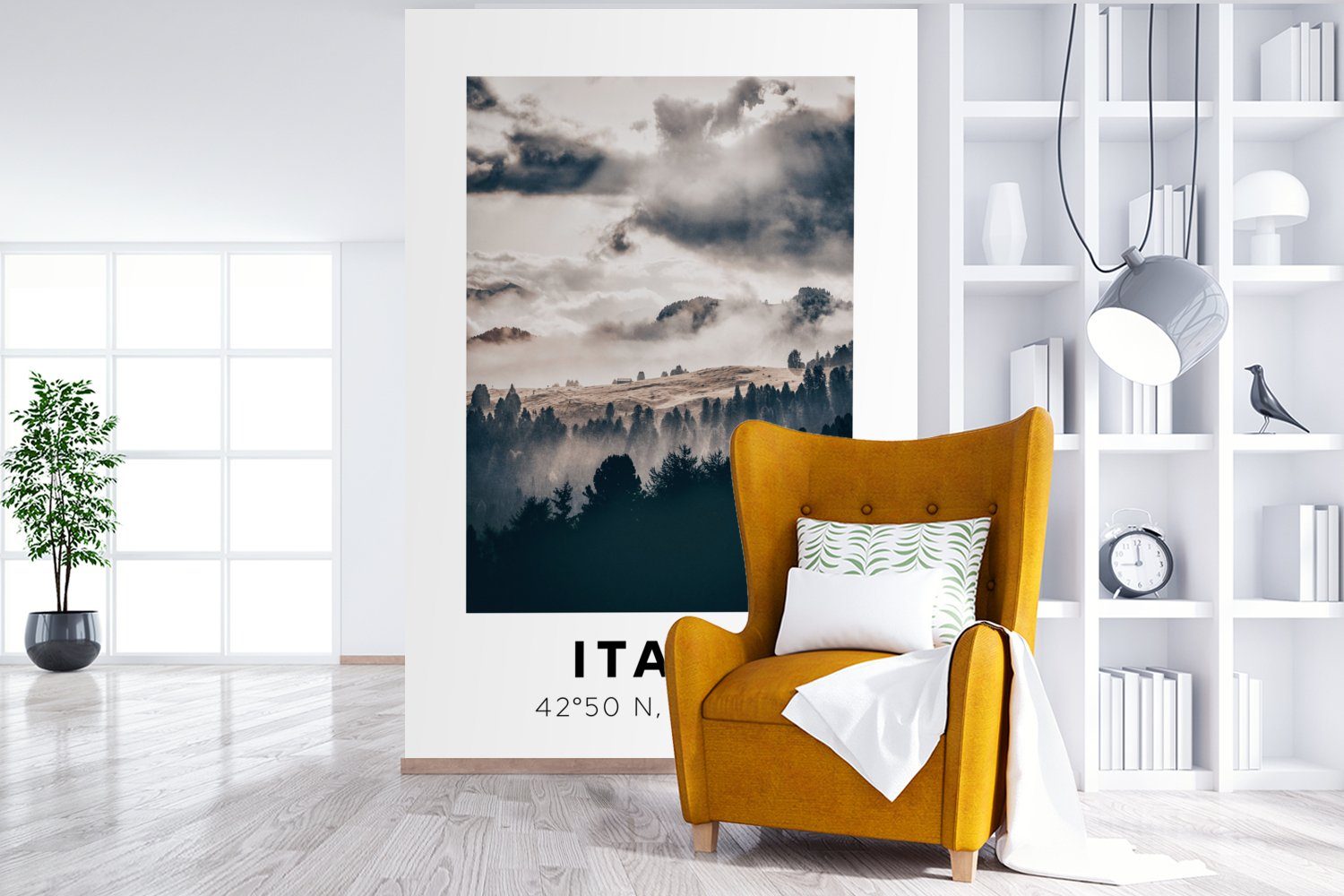 St), für Wald - bedruckt, - MuchoWow - Wohnzimmer, Montagefertig Tapete Nebel, Fototapete Italien Matt, (3 Dolomiten Vinyl Wandtapete
