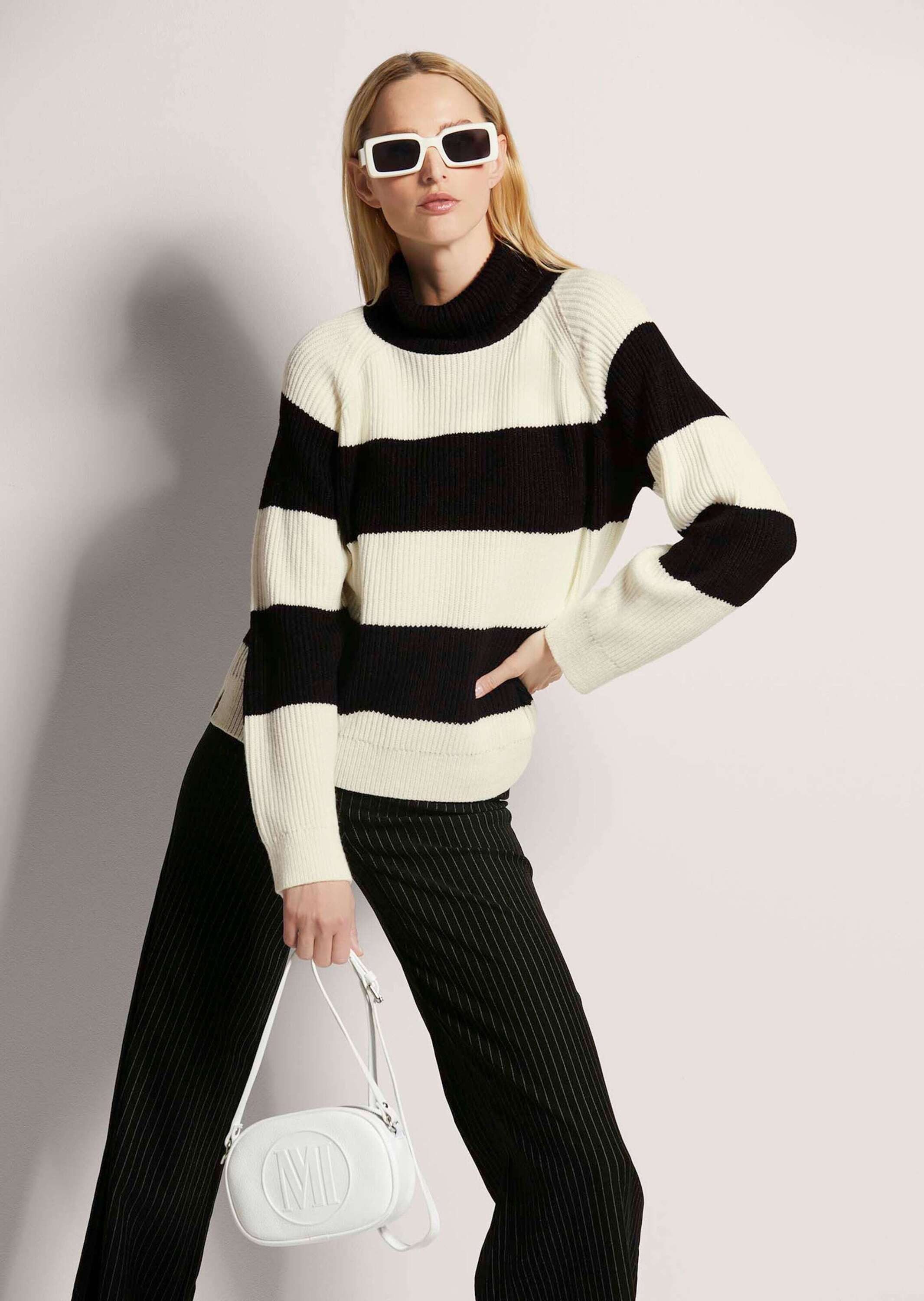 MADELEINE Strickpullover Rollkragen-Pullover mit Blockstreifen Trendiges Streifen-Design und hoher Kragen als Blickfang