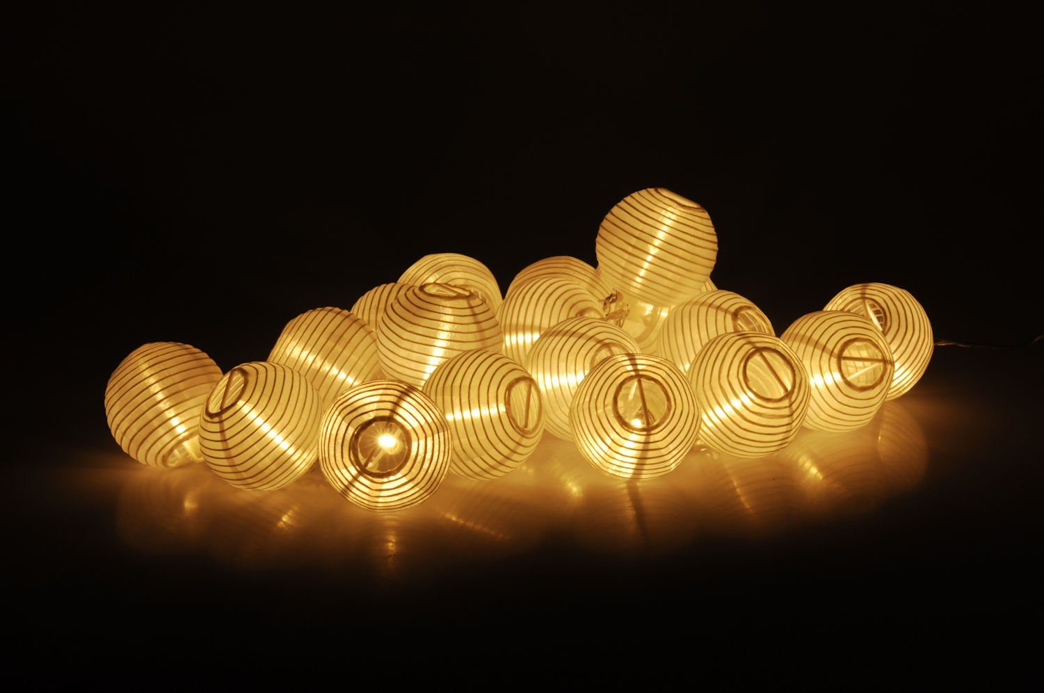 Spetebo LED-Lichterkette LED Garten Party Lichterkette - 475 cm -, 20-flammig, Deko Beleuchtung mit 20 weißen Lampions