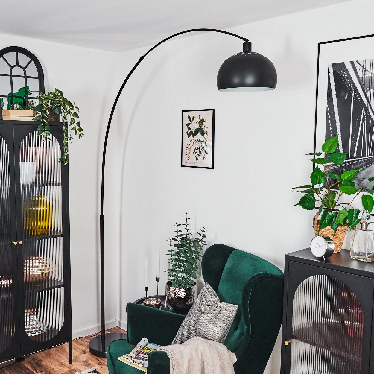 hofstein Bogenlampe Stehlampe aus Metall in Schwarz/Weiß im Retro/Vintage-Design, verstellbare Stehleuchte mit Marmorfuß, Lichteffekt, Fußschalter, E27