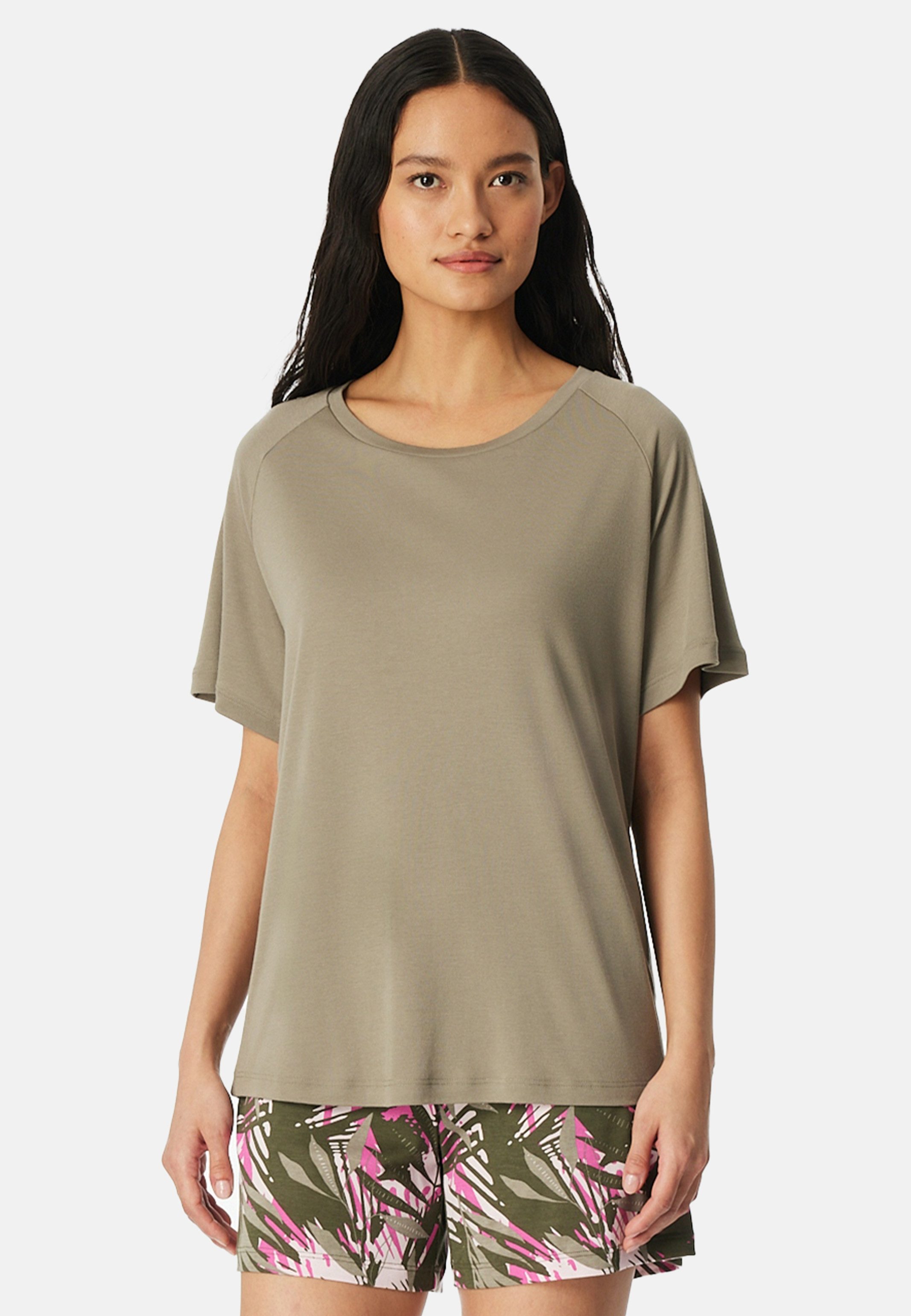 Schiesser Pyjama Modern Nightwear (Set, 2 tlg) Schlafanzug - Atmungsaktiv - Set aus T-Shirt und kurzer Hose