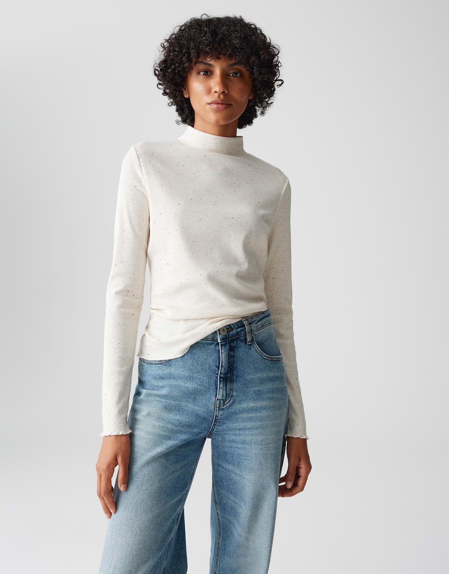 Langarmshirt SUHANNA CURLY Slim Fit aus elastischem Jersey