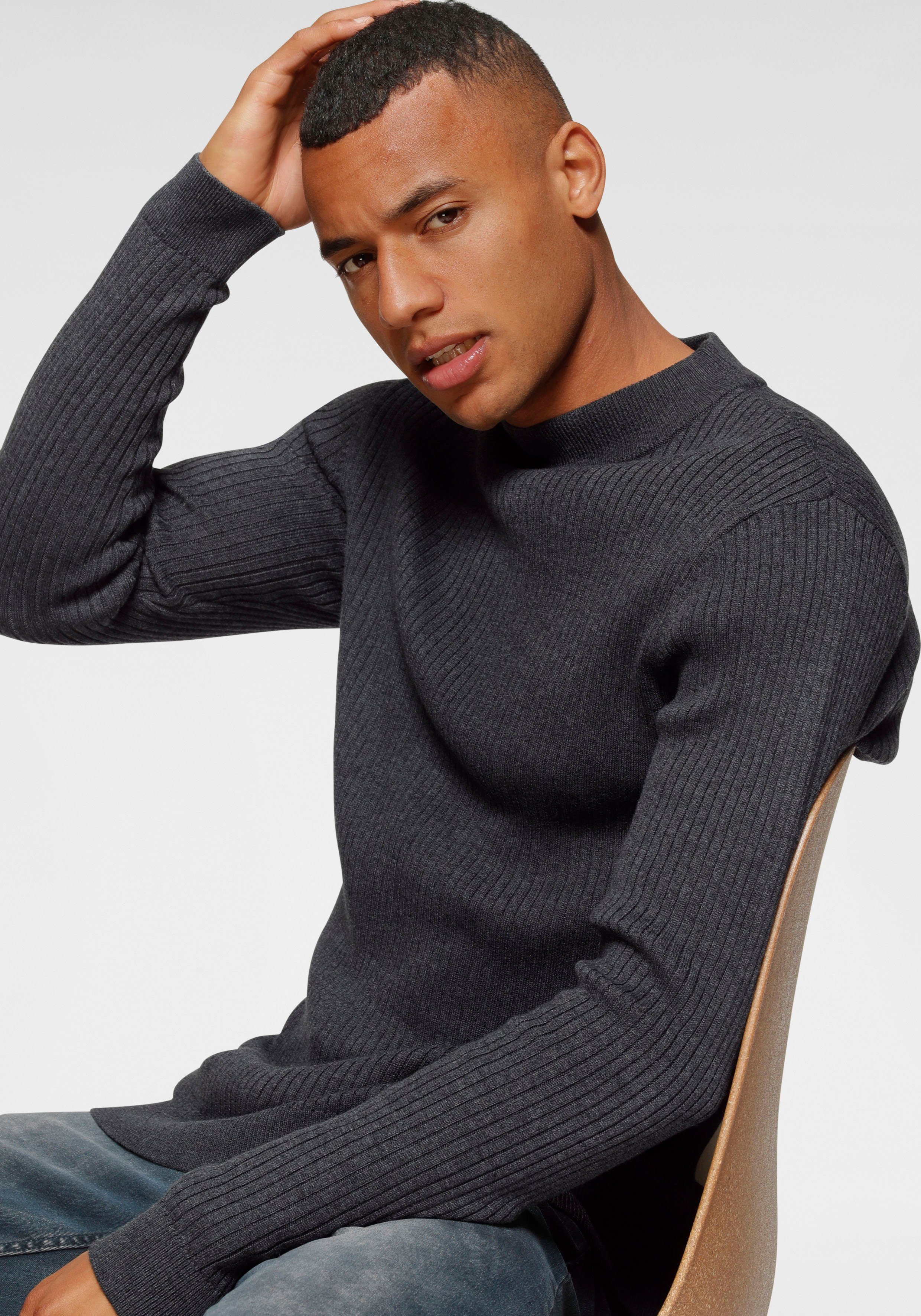 Bruno Banani Stehkragenpullover in Rippstrickoptik
