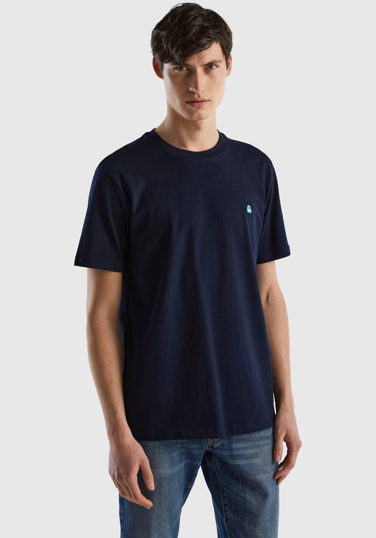 United Colors of blau mit Label-Badge Benetton T-Shirt