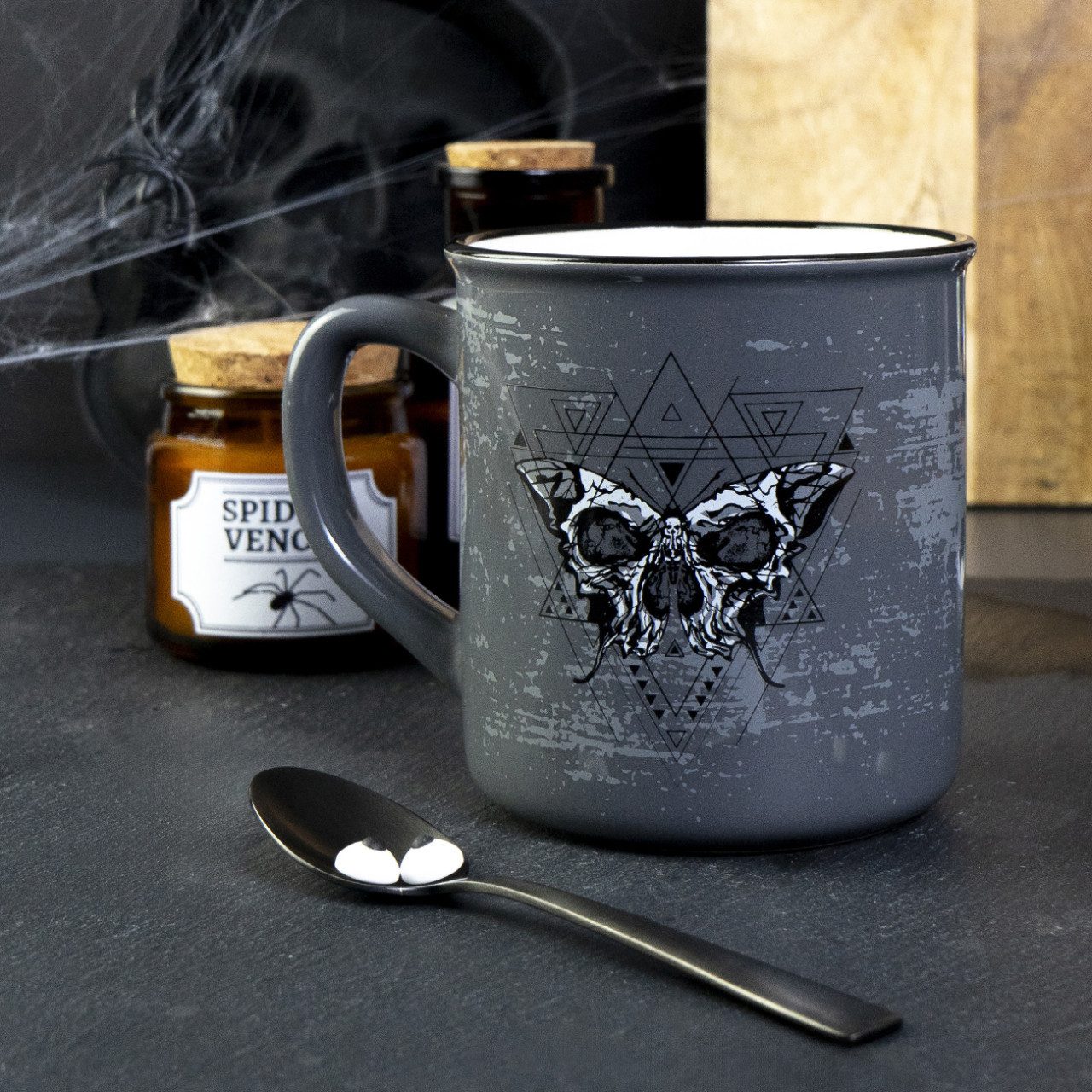Geda Labels GmbH Tasse Skull mystic Emaille-Optik, 1-tlg., Keramik, Grau, 400ml, spülmaschinengeeignet