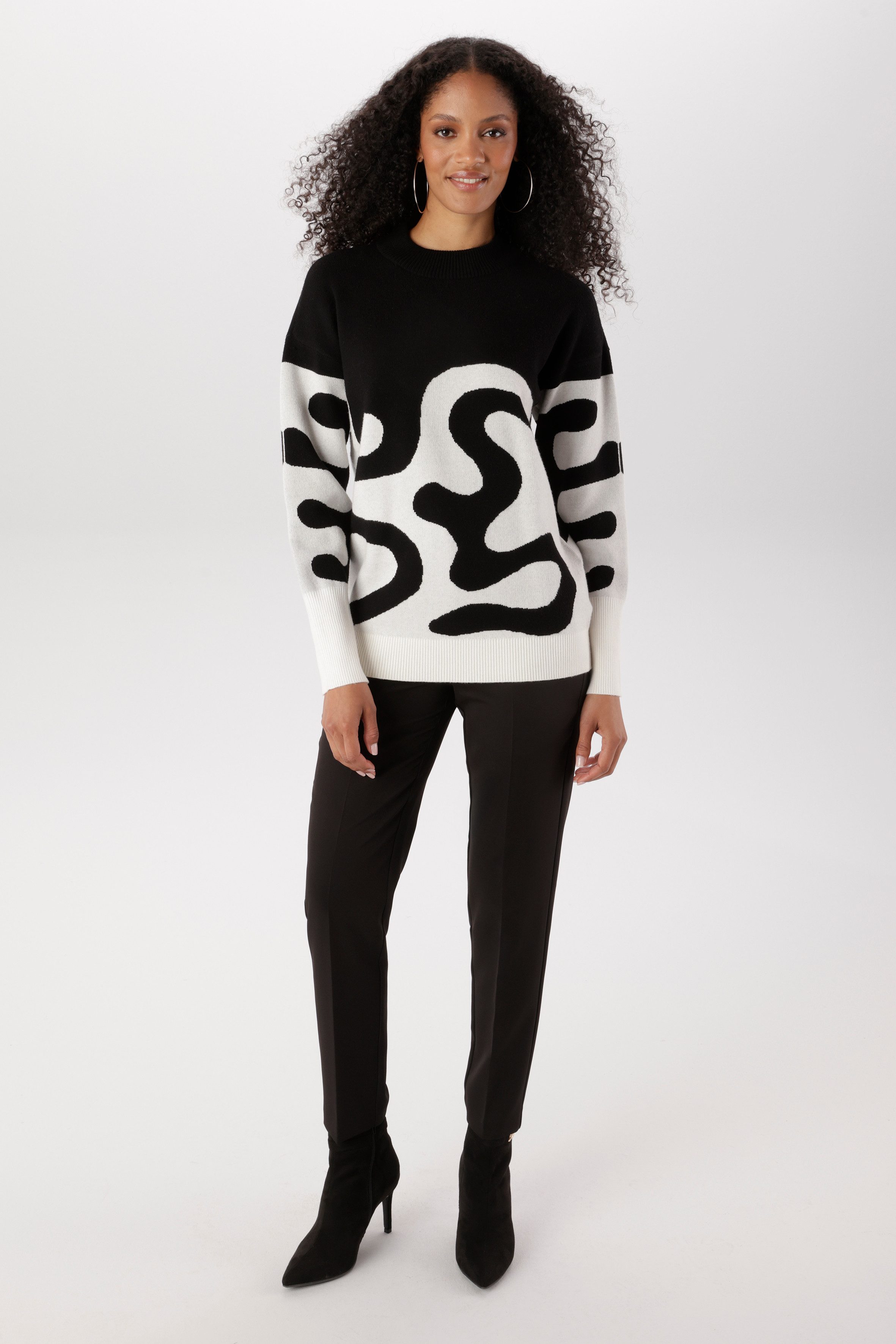 Zum Outfit 12