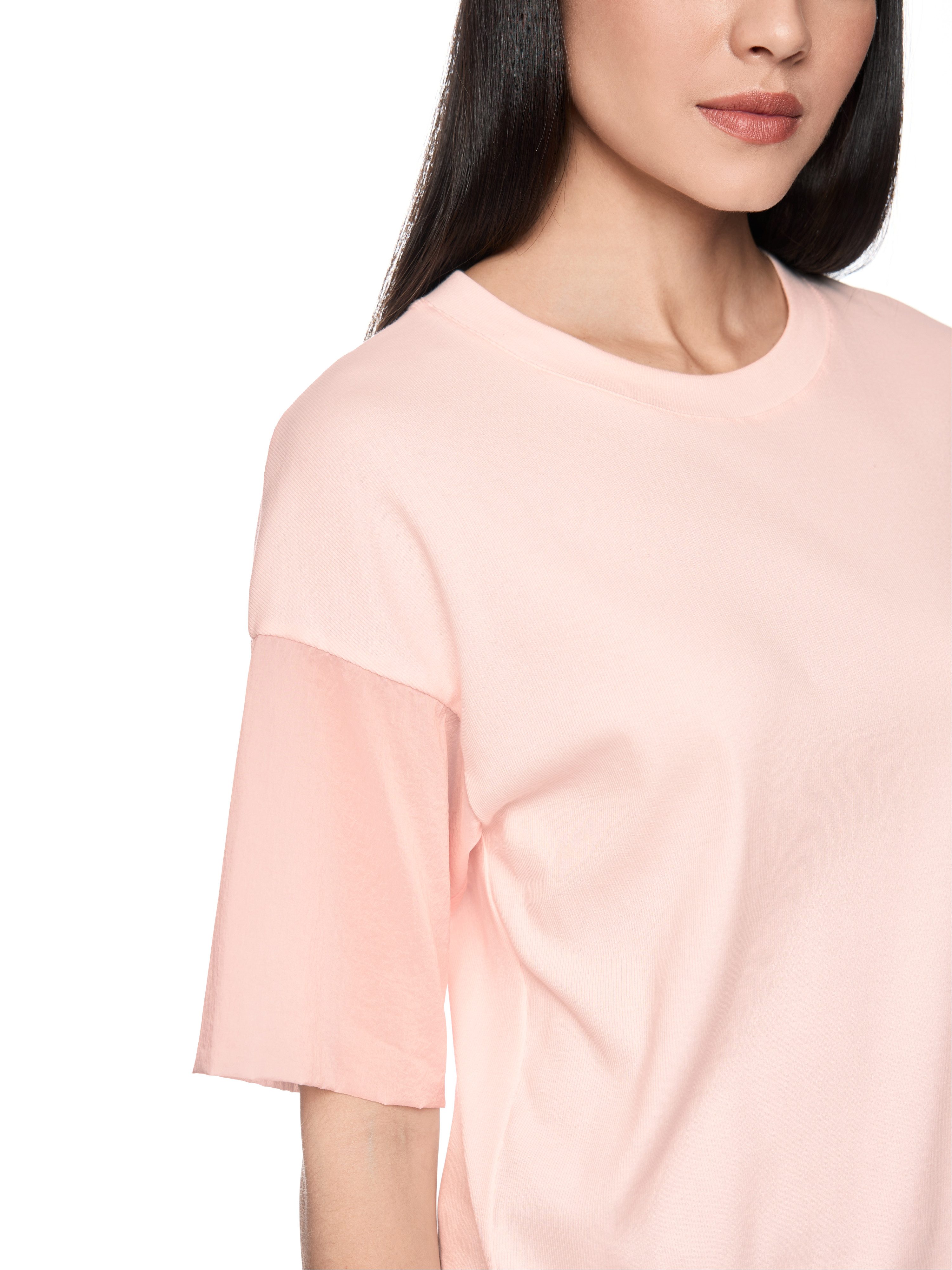 Marc Cain T-Shirt Mindful Moving Premium Damenmode im Materialmix, Raffung am Saum, leicht transparent