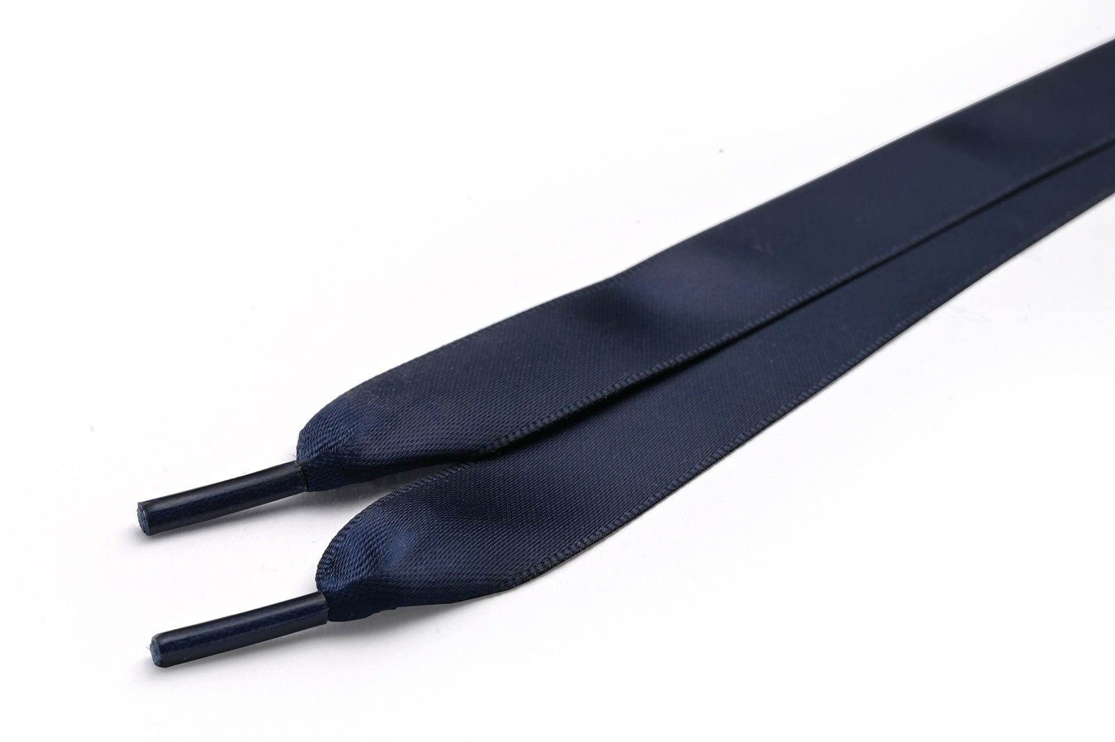 Ringelspitz Schnürsenkel, flache Satinsenkel – Für den perfekten Glanz an deinen Schuhen, Ø 17mm - Edles Satin, flach und reißfest, angenehme Haptik