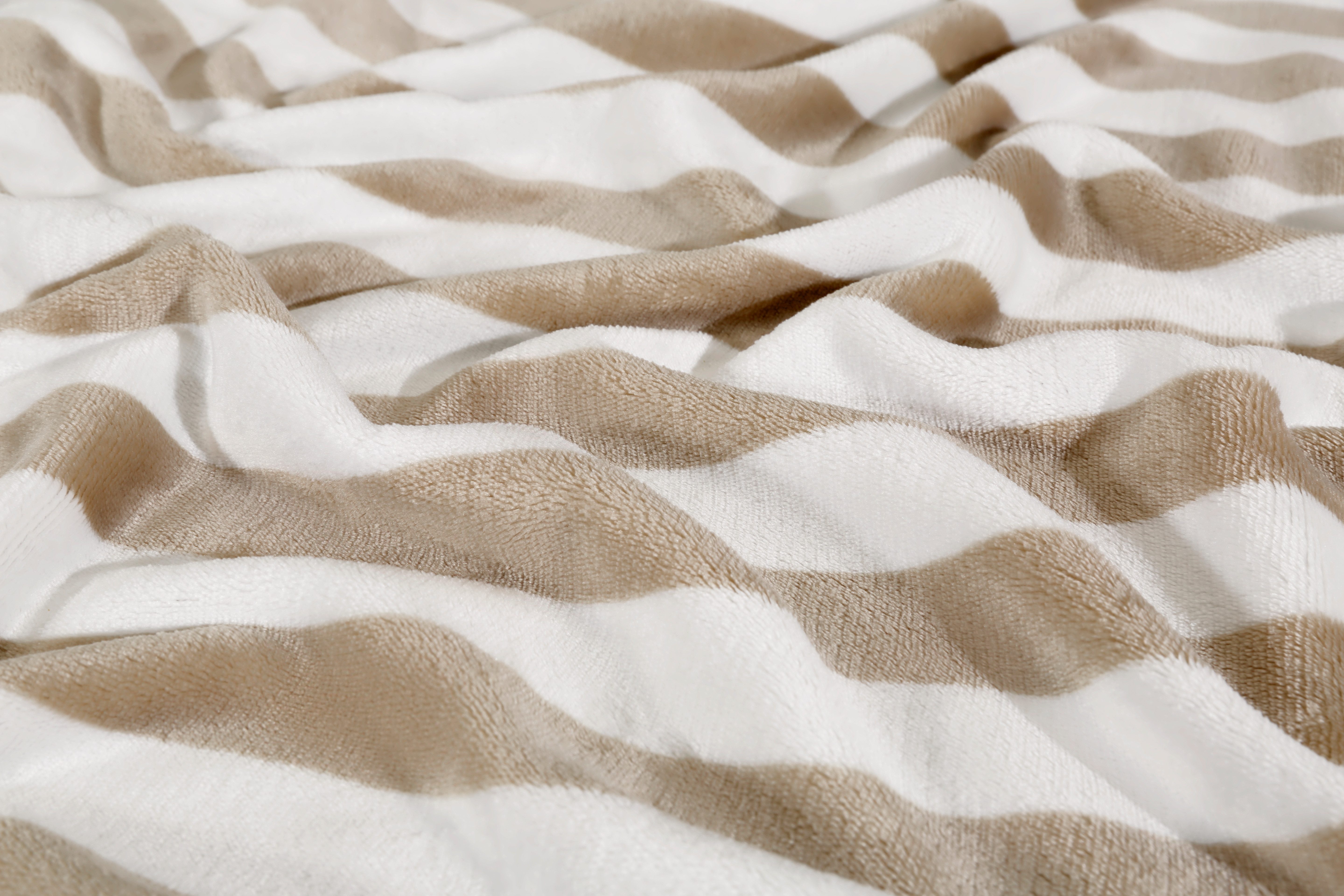 OTTO home Wendebettwäsche Greta in verschiedenen Qualitäten, Fleece, 2 teilig, Bettwäsche mit Streifen, ab 135x200 cm, NEU: auch in Fleece Qualität – Bild 3 von 3