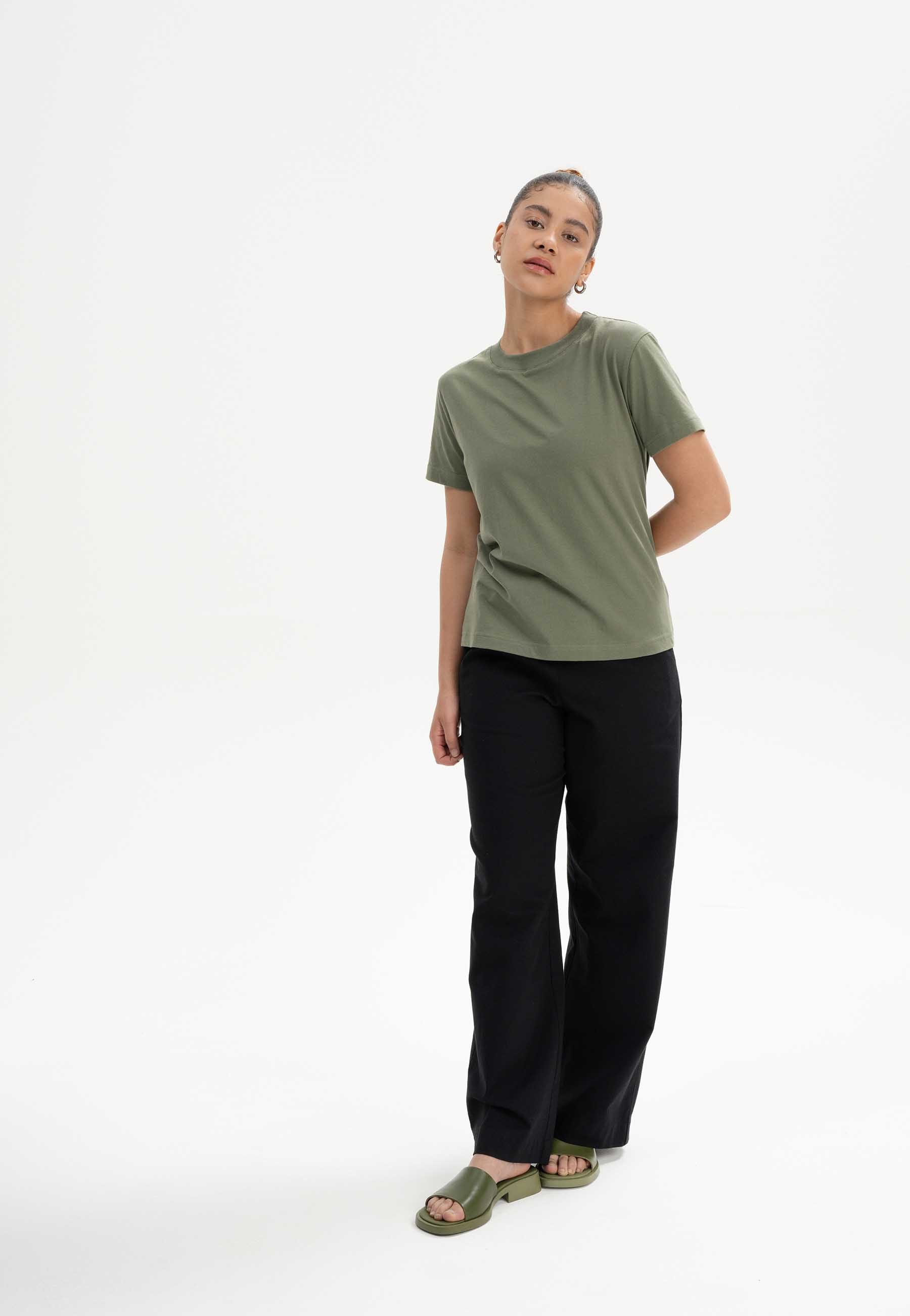 MELA Kurzarmshirt T-Shirt Style KHIRA Fein gerippter Kragen