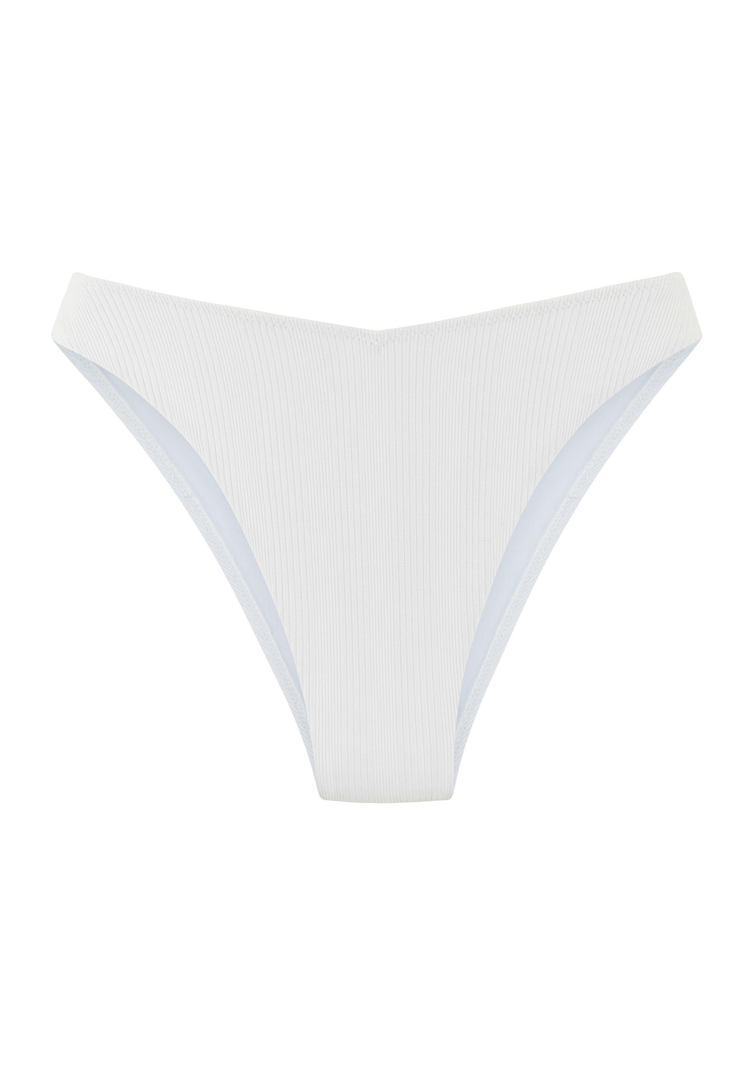 Copenhagen Studios Bikini-Hose Nela in V-förmiger Schnittform. € 45,00