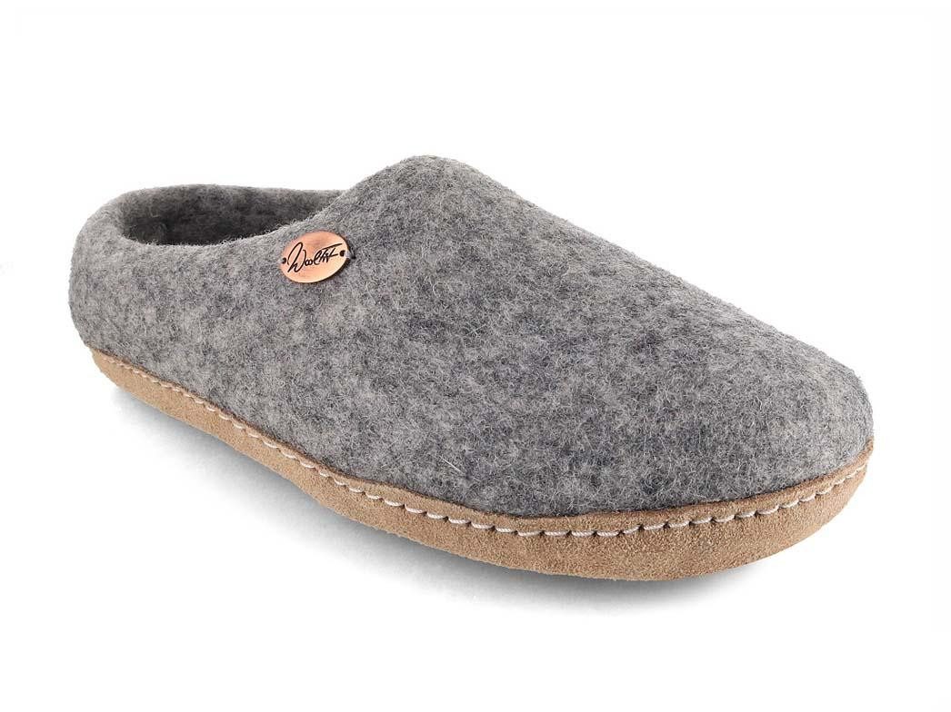 WoolFit Barfuß-Hausschuhe Footprint Hausschuh mit selbstformendem Fußbett