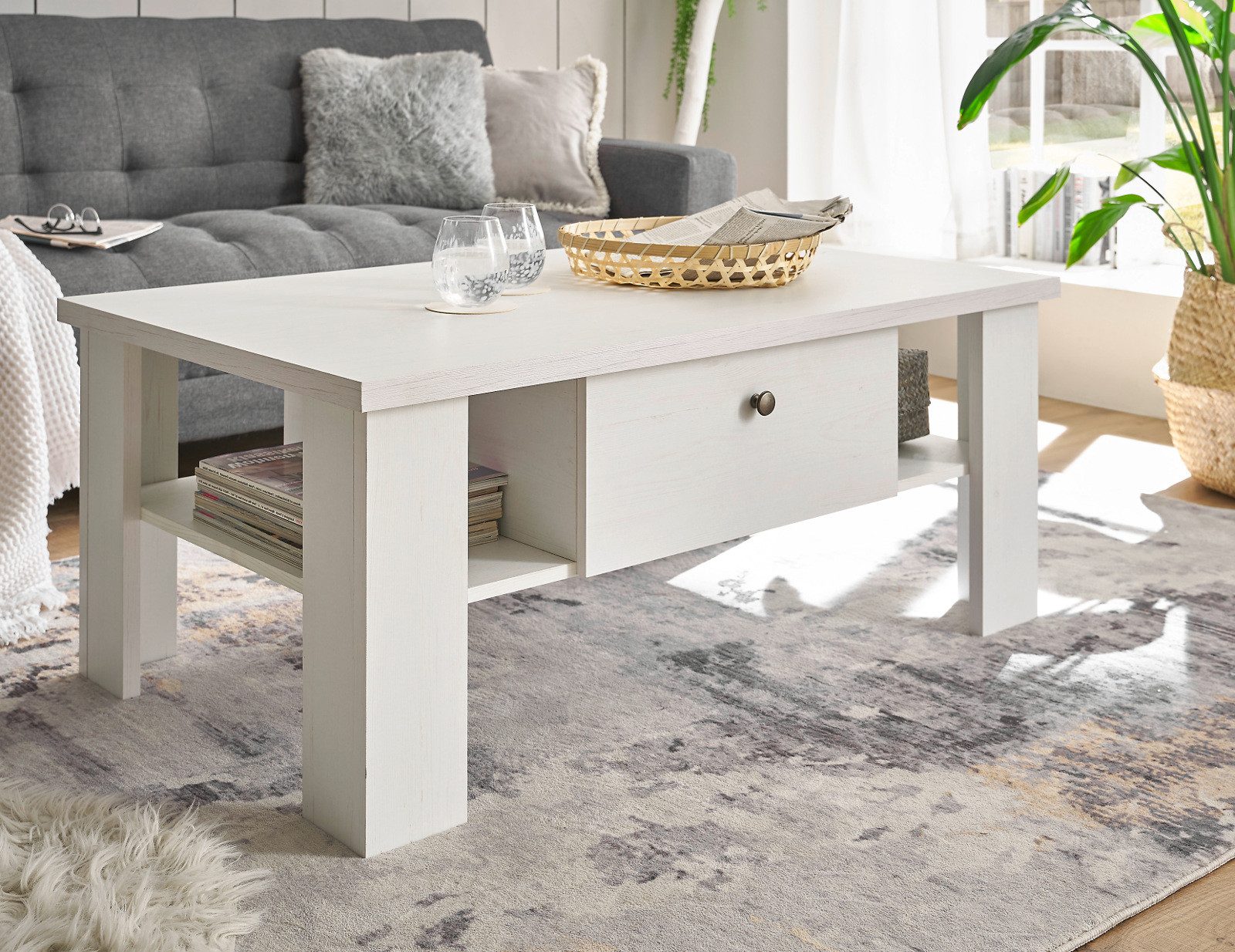 Furn.Design Couchtisch Fiastra (Wohnzimmer Tisch in Pinie weiß Landhaus, 107 x 67 cm, 2 Schubladen), mit Soft-Close-Funktion