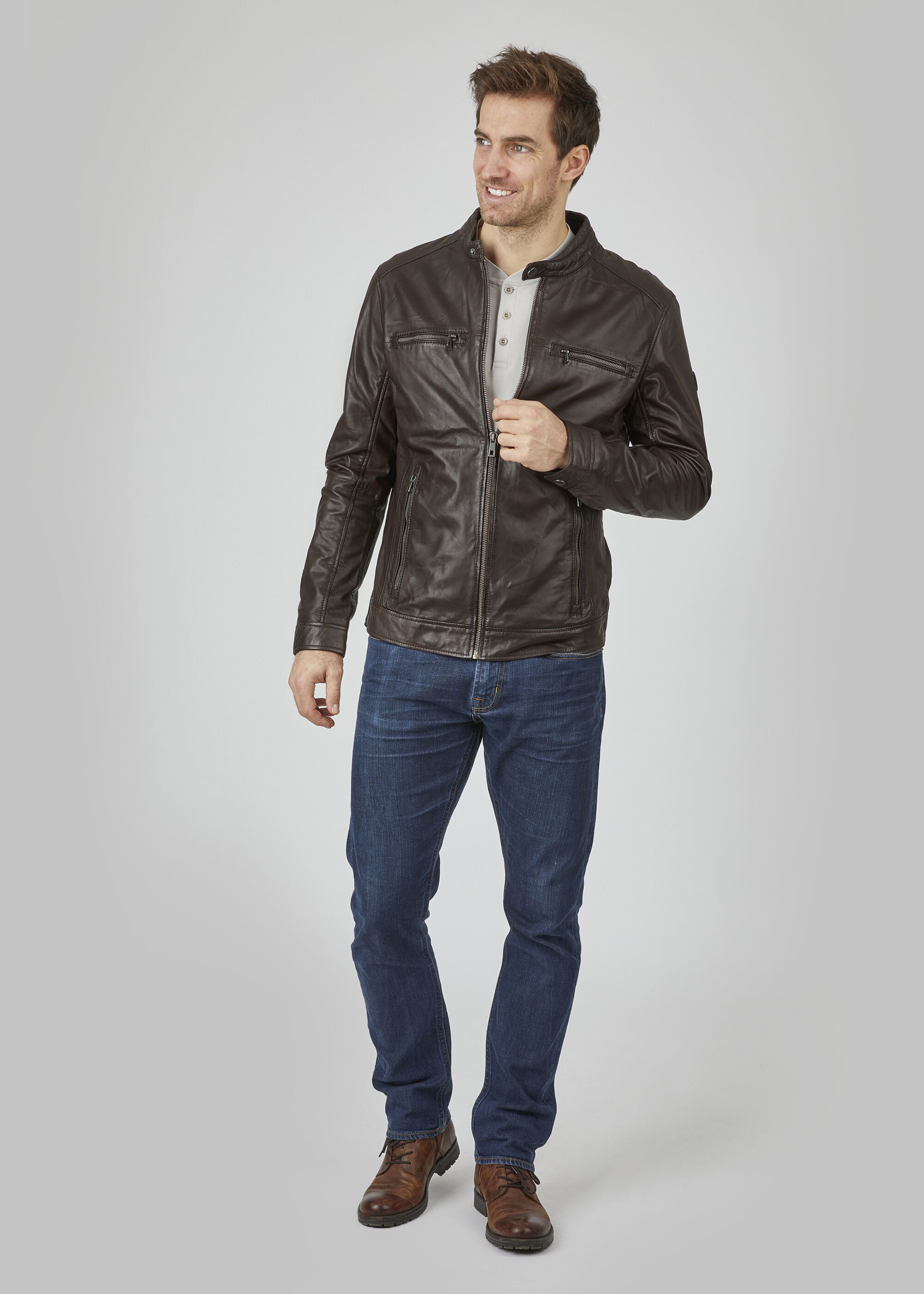 bugatti Lederjacke BUDANILO (1-St) mit Reißverschlüssen und Druckknopfriegeln