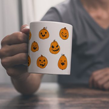 speecheese Tasse Kaffeebecher im Halloween Design mit vielen lustigen geschnitzten