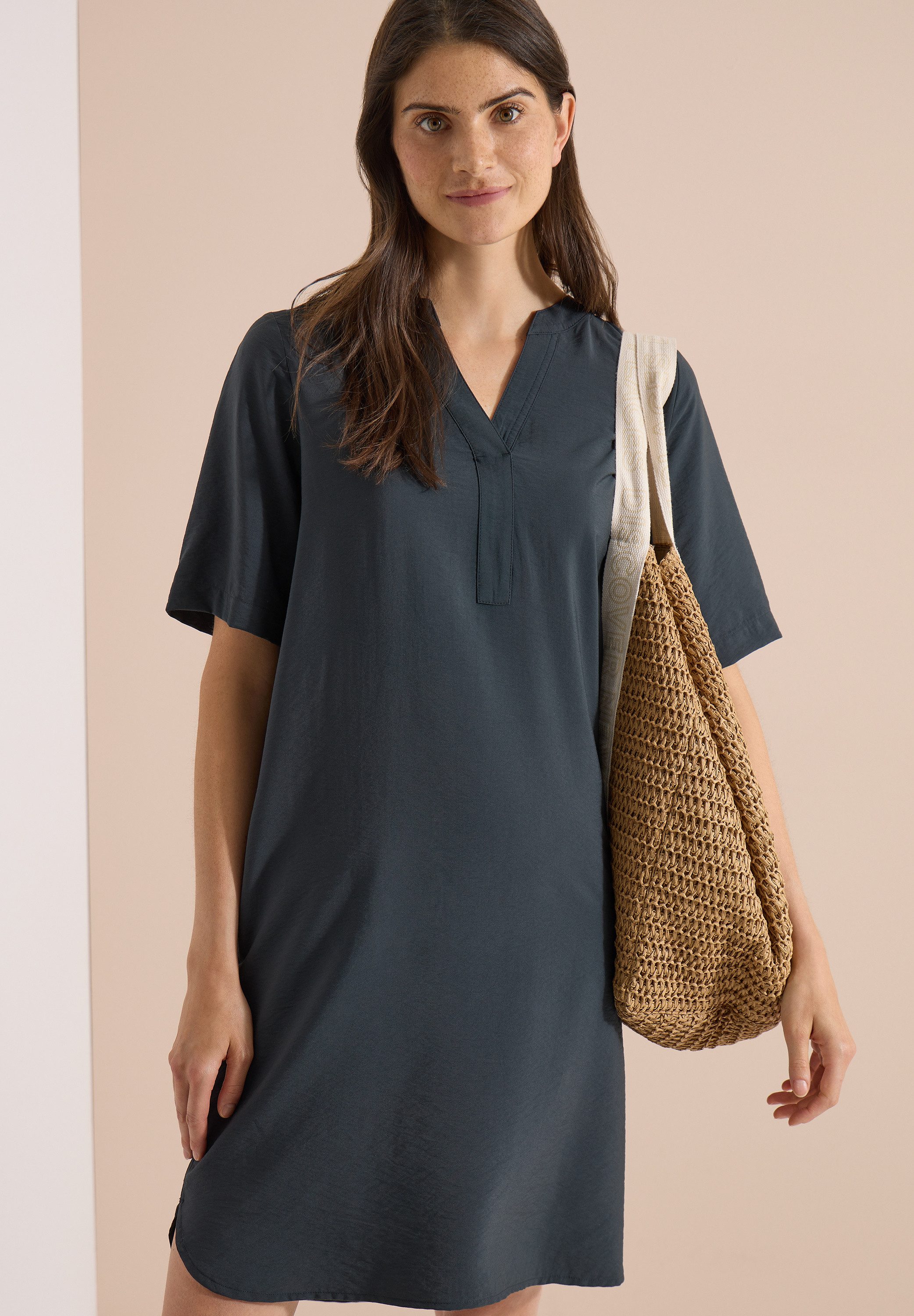 CECIL Sommerkleid Viskosemix, Split Neck, knieumspielend