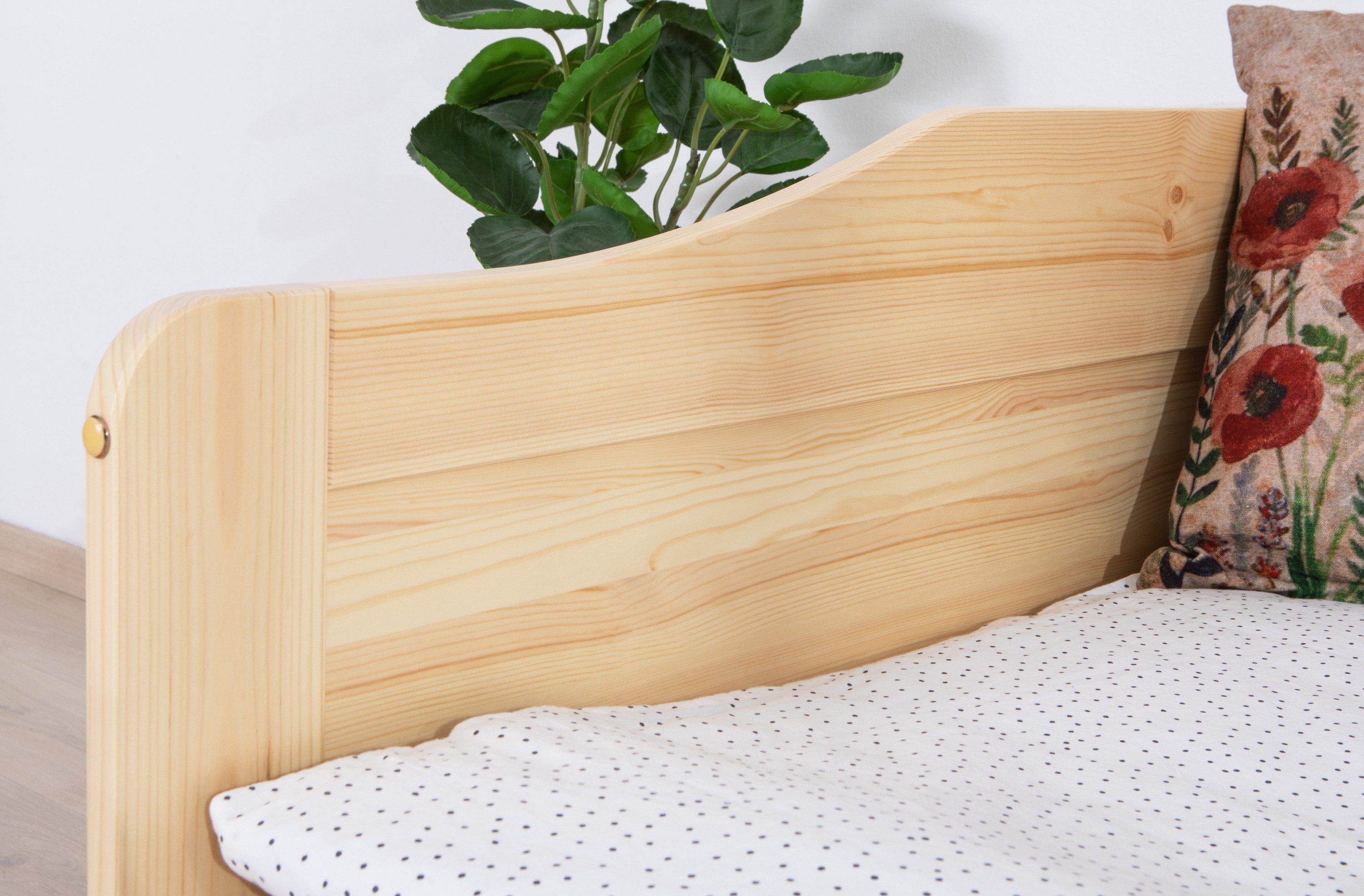Ticaa Funktionsbett Funktionsbett Sofabett "Melinda" Kiefer massiv – Bild 4 von 4