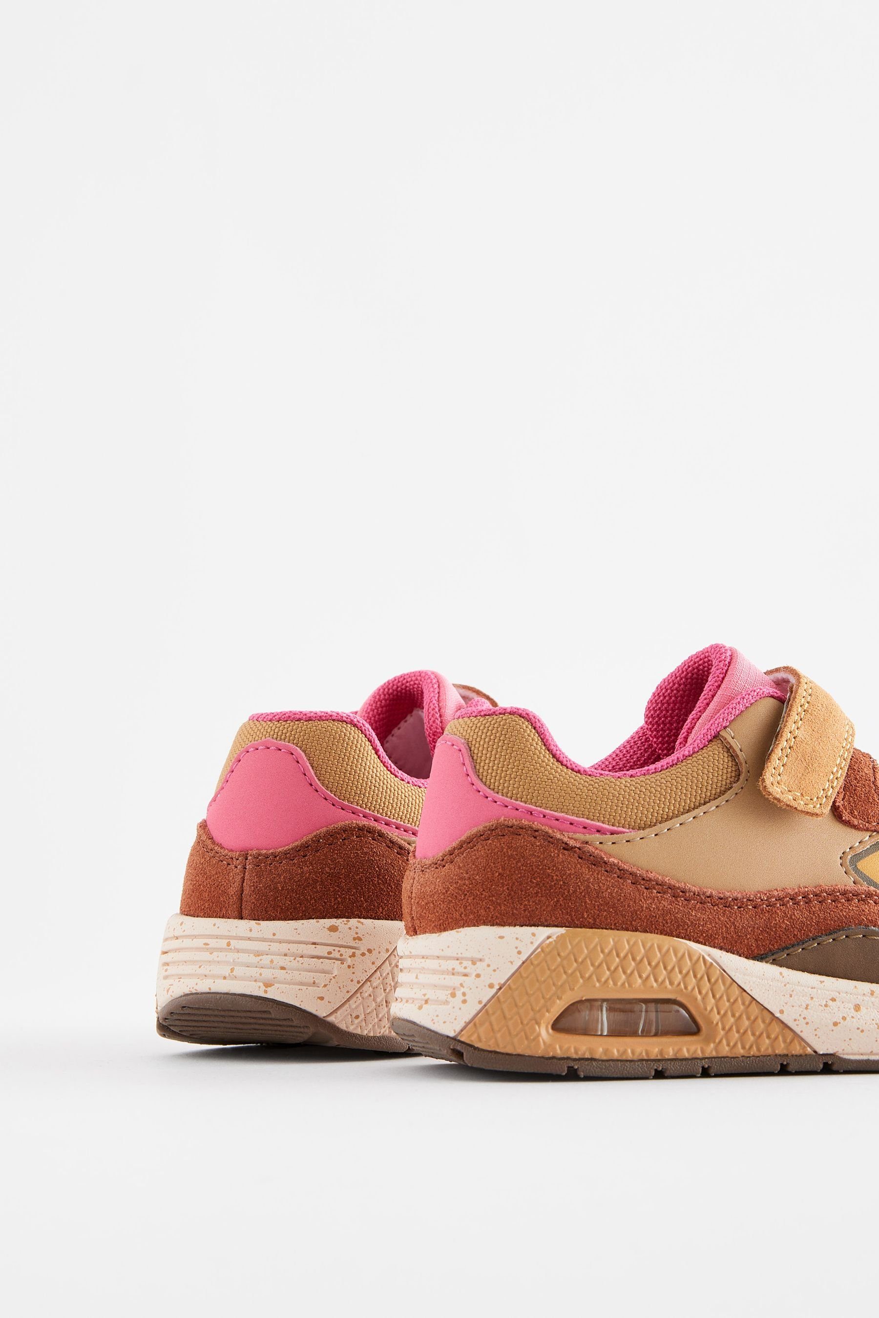 Sneaker Brown Next mit Robuste Pink Schnürsenkeln elastischen (1-tlg) & Sneaker