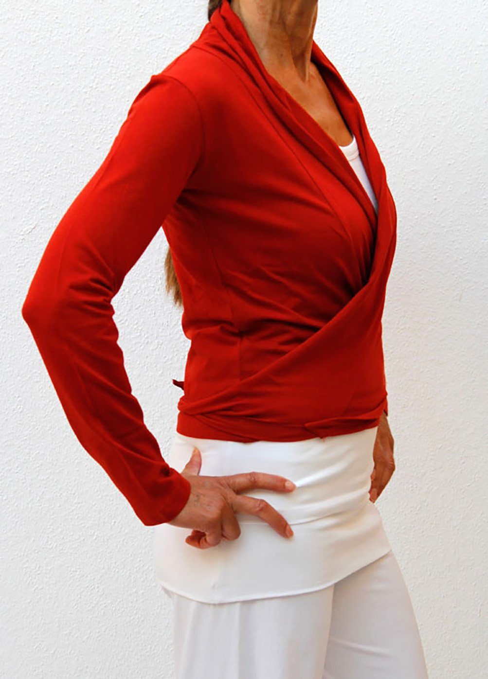 ESPARTO Yoga-Wickeljacke Wickelshirt Dhaara in Bio-Baumwolle variabel zu binden