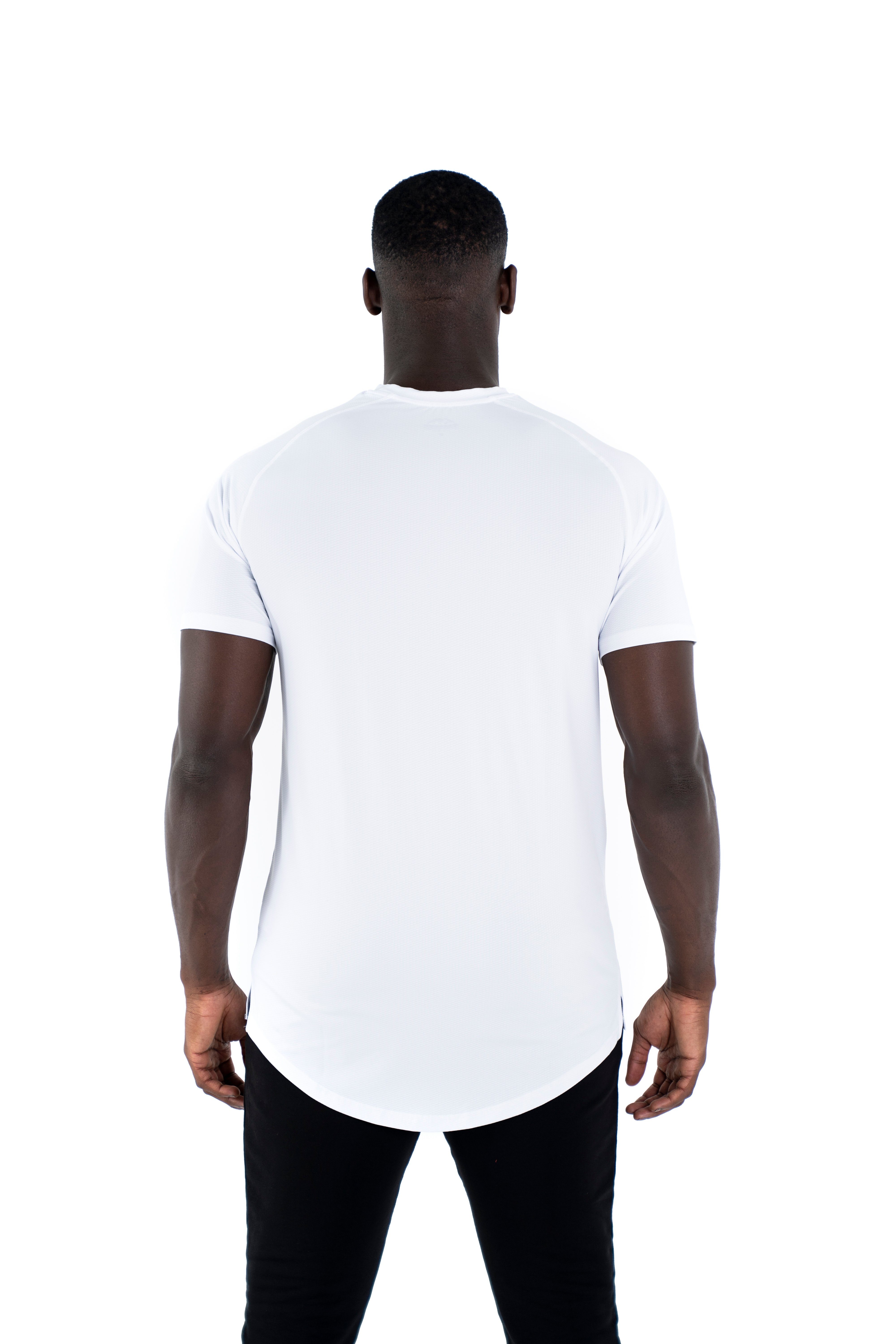 Figurbetont Funktionsshirt weiß Sportlicher Universum elastisch T-Shirt Abgerundeter und Schulterschnitt, Sportwear Saum