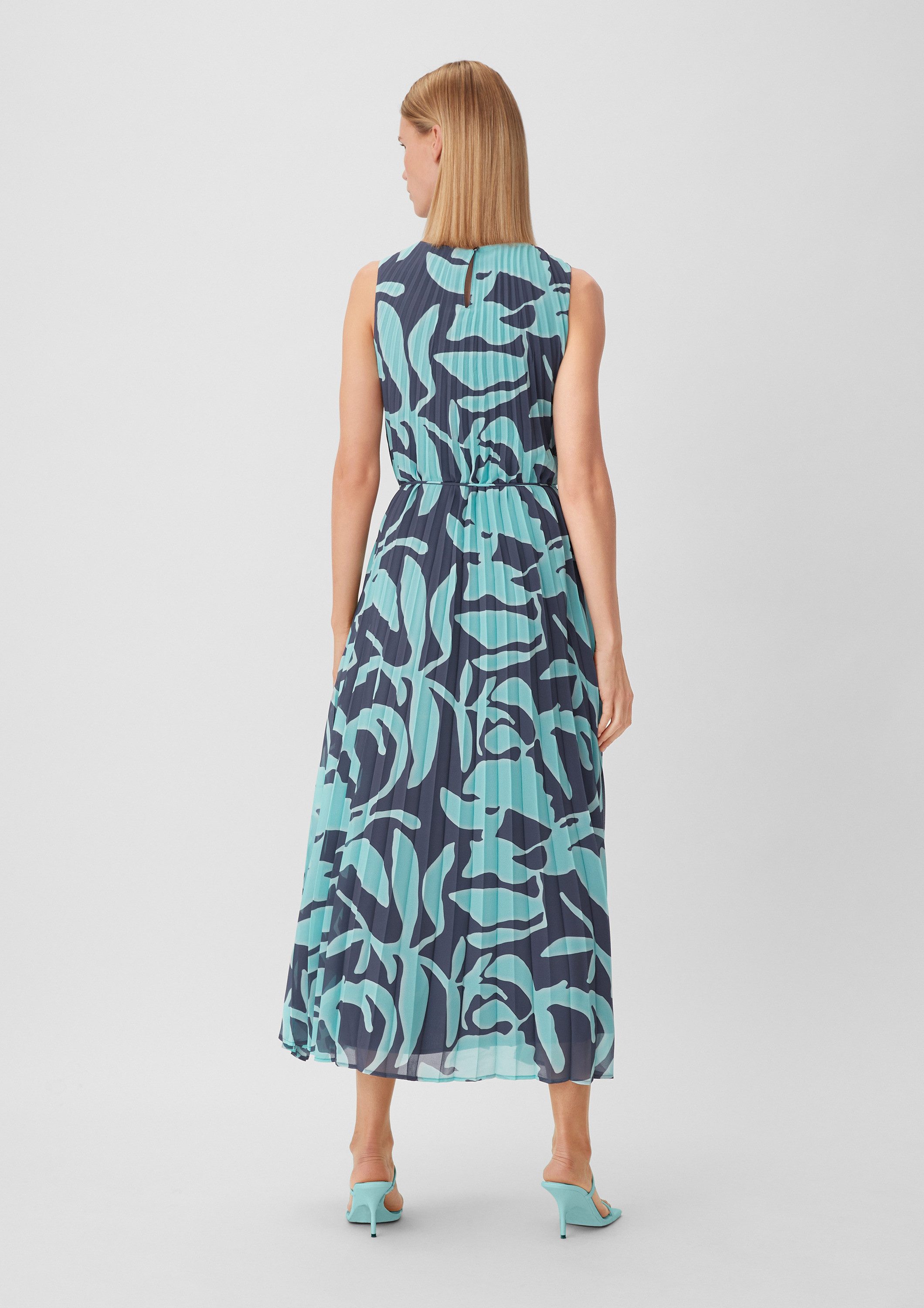 comma Maxikleid Kleid Chiffonkleid mit Plisseefalten