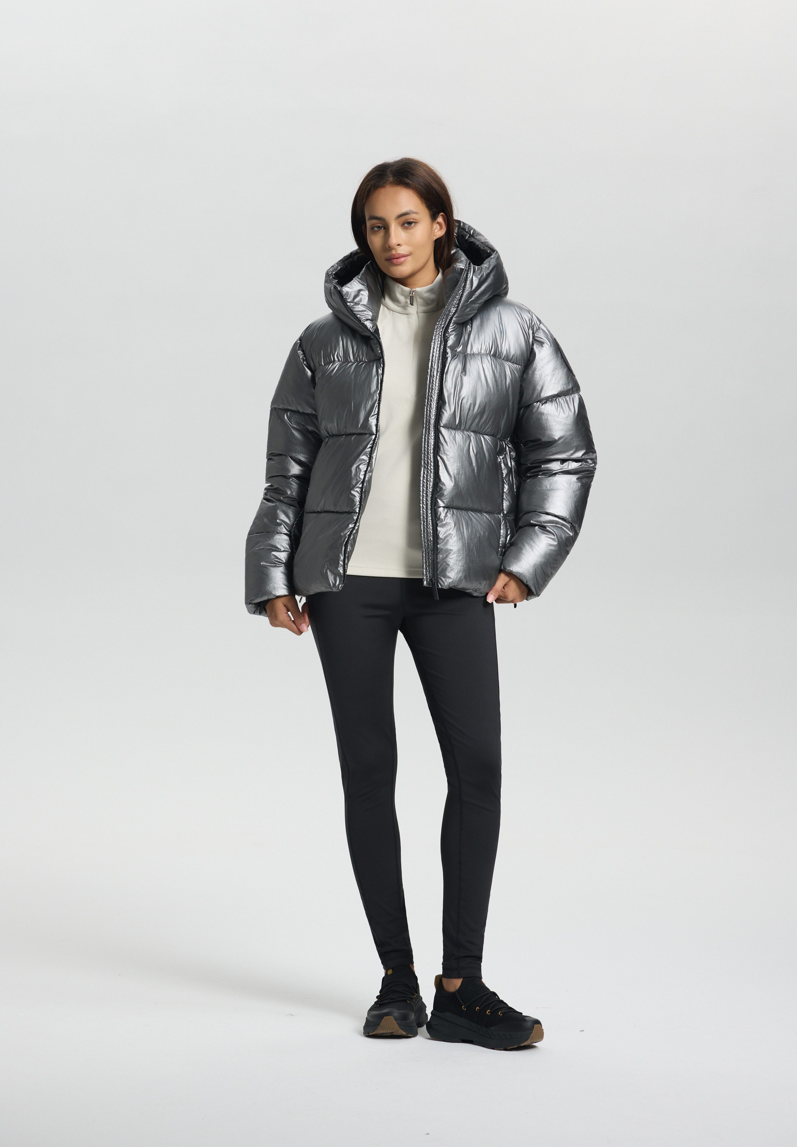 Luhta Steppjacke LUHTA EISEBERG mit fester, zweifach verstellbarer Kapuze