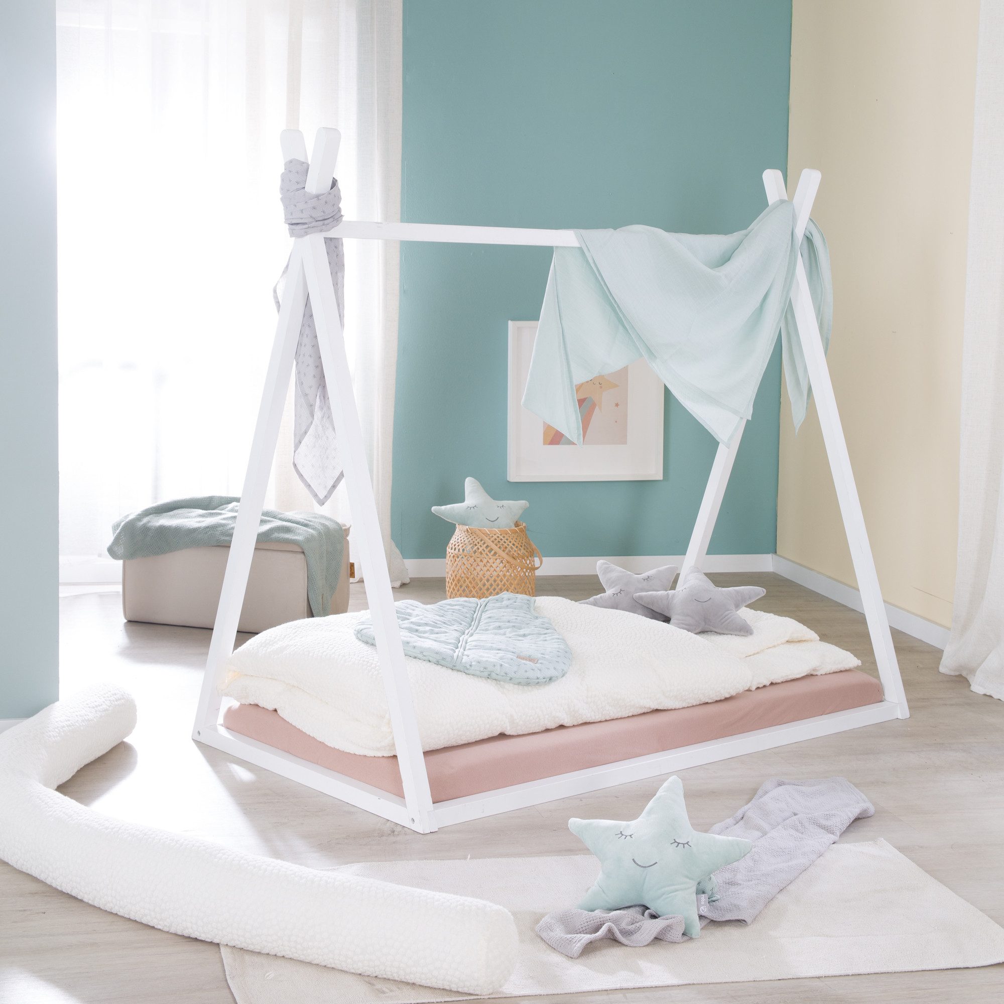 roba® Kinderbett Hausbett - nach Montessori Prinzip - FSC zertifiziertes Massivholz, Tipibett - Babybett zum Spielen, Lesen & Kuscheln - Weiß lackiert