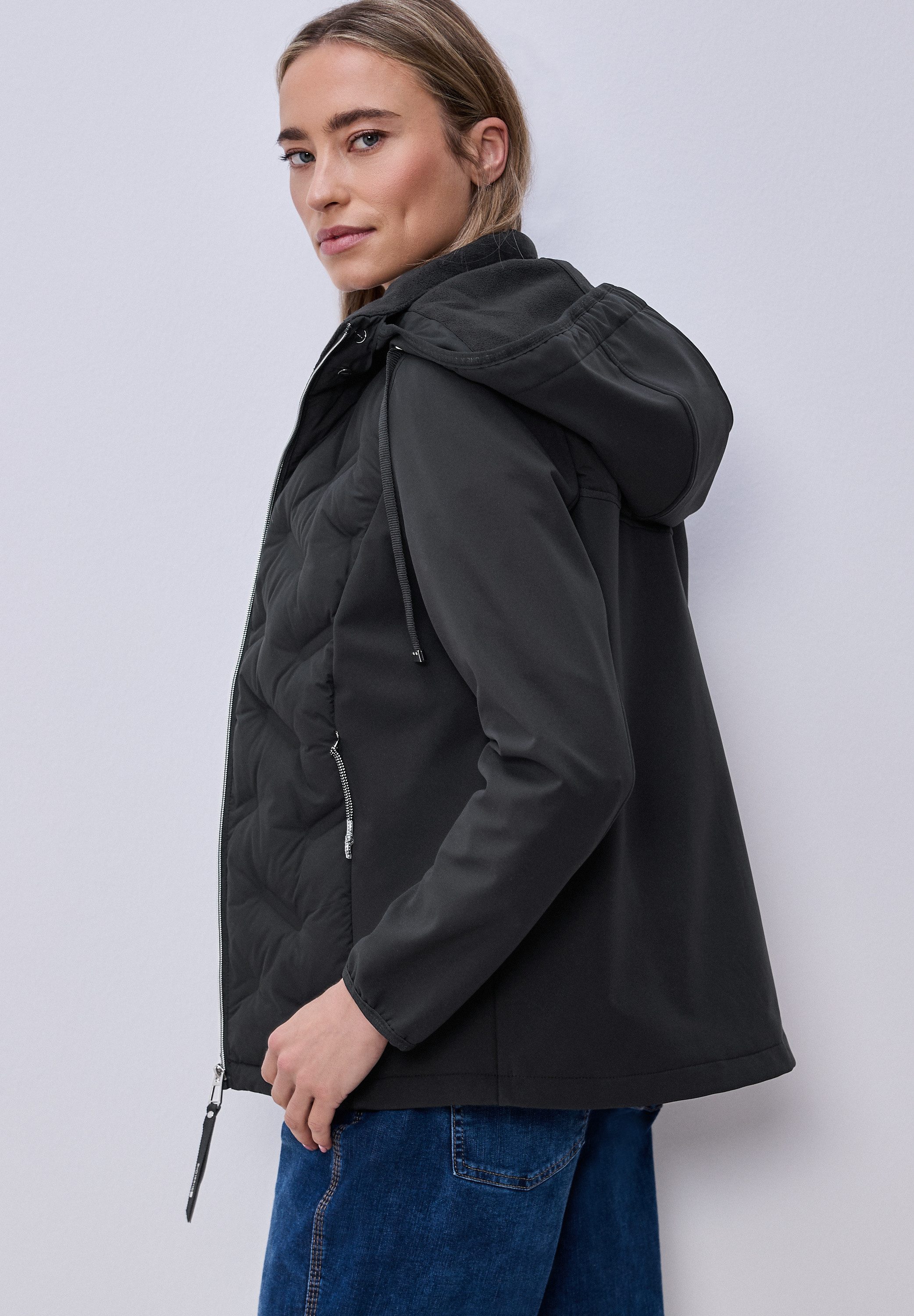 STREET ONE Steppjacke mit Kapuze und Strukturmix