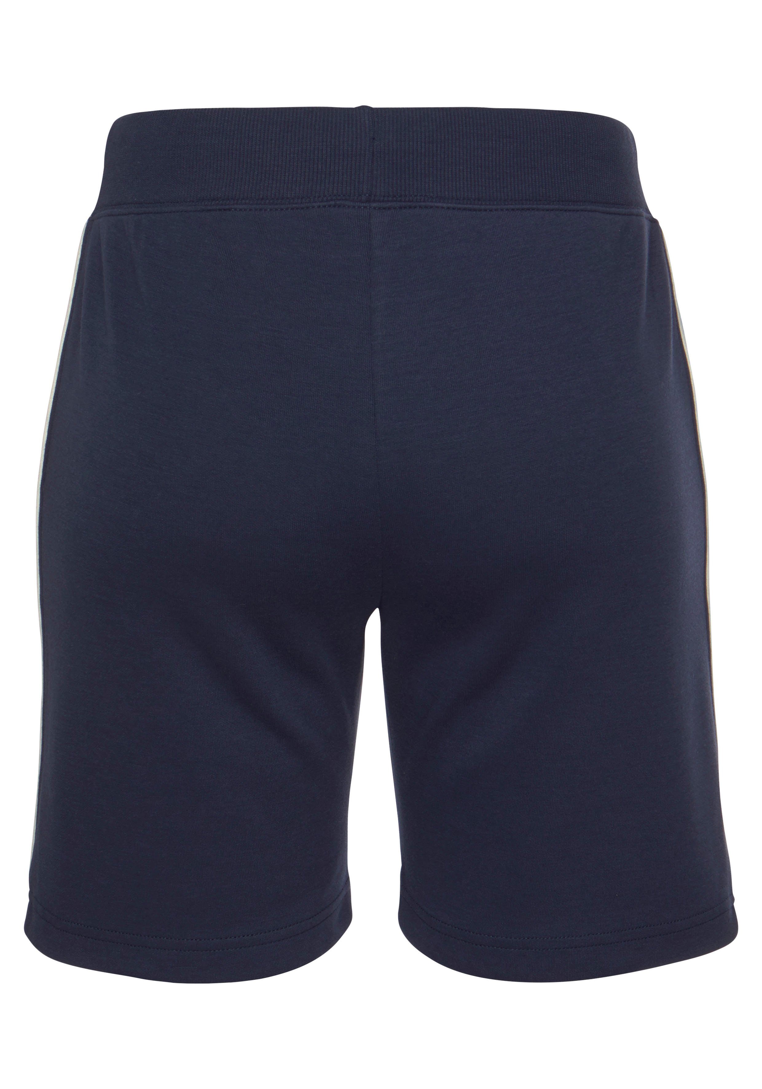 KangaROOS Bermudas mit schmalem Piping an der Seite, Loungewear