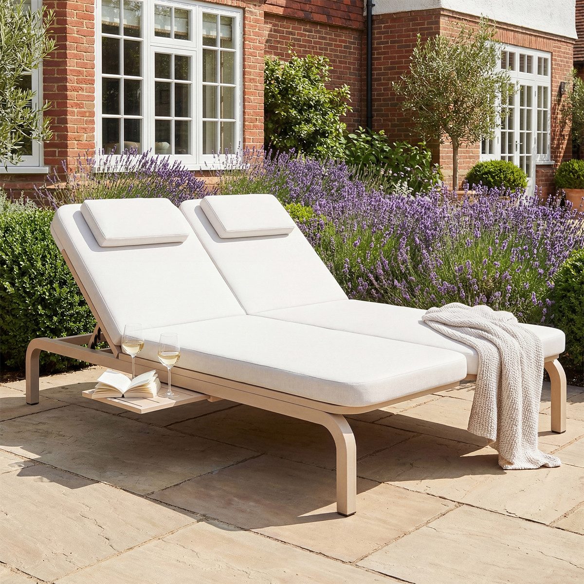 XDeer Gartenliege Sonnenliege mit Ausziehtisch und Kopfstütze Verstellbare, Rückenlehne (5-stufig) Strandliege Gartenliege Beige