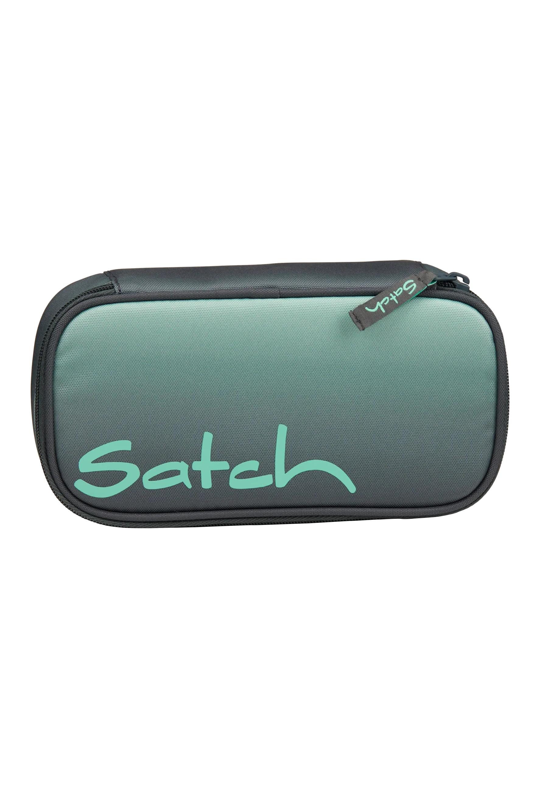 Satch Federmäppchen Schlamperbox, (2-tlg), inklusive Geodreieck und Stundenplan